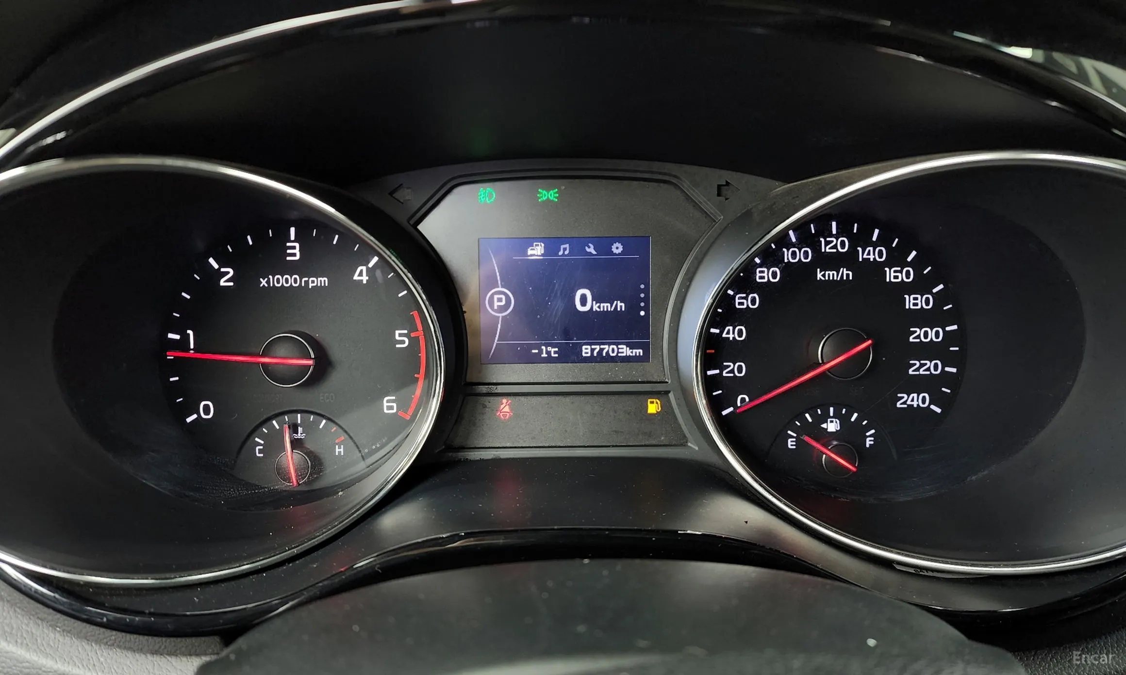 Kia Carnival превью 8