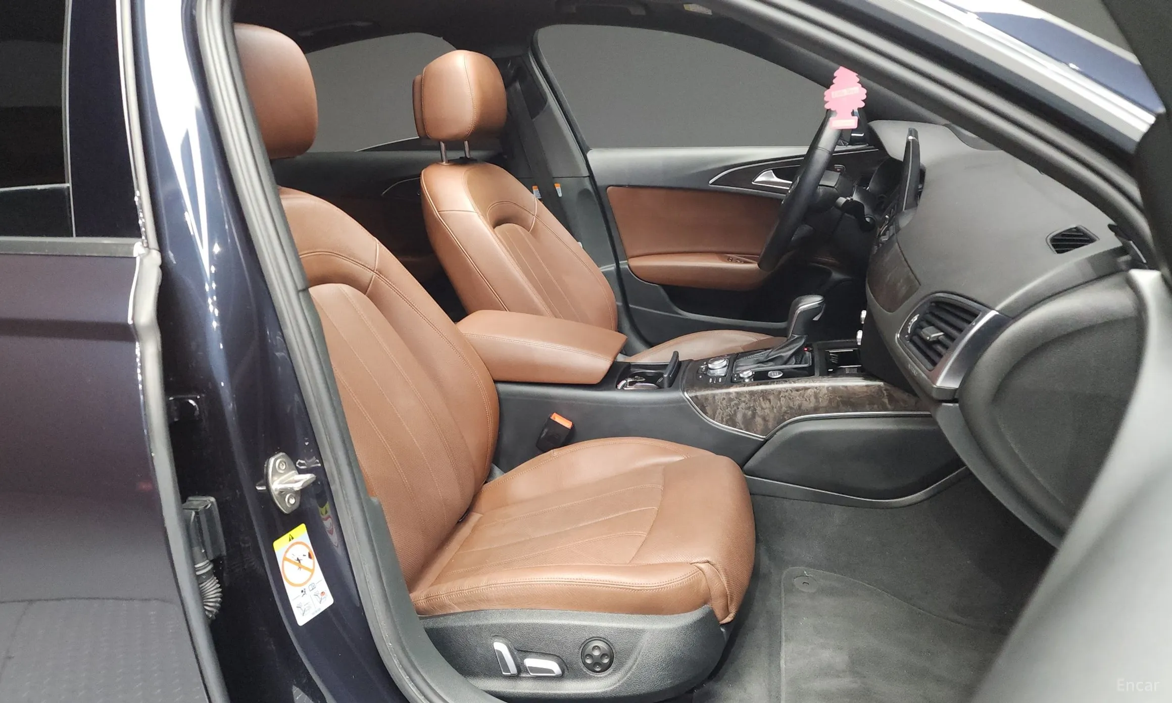 Audi New A6 превью 11