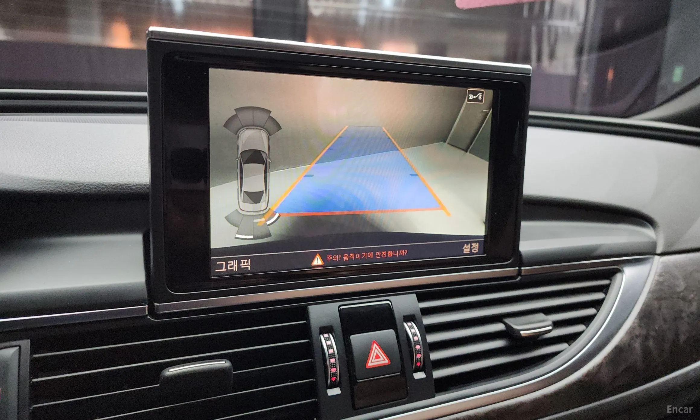 Audi New A6 превью 15
