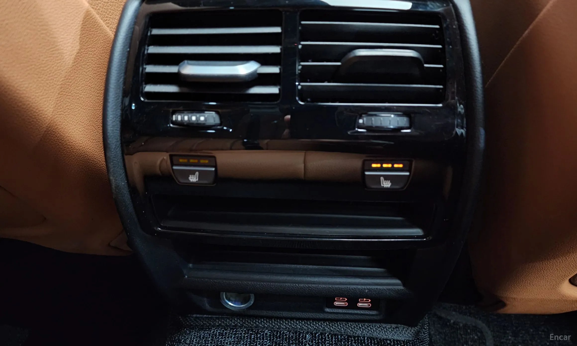 BMW 5 Series (G30) превью 18