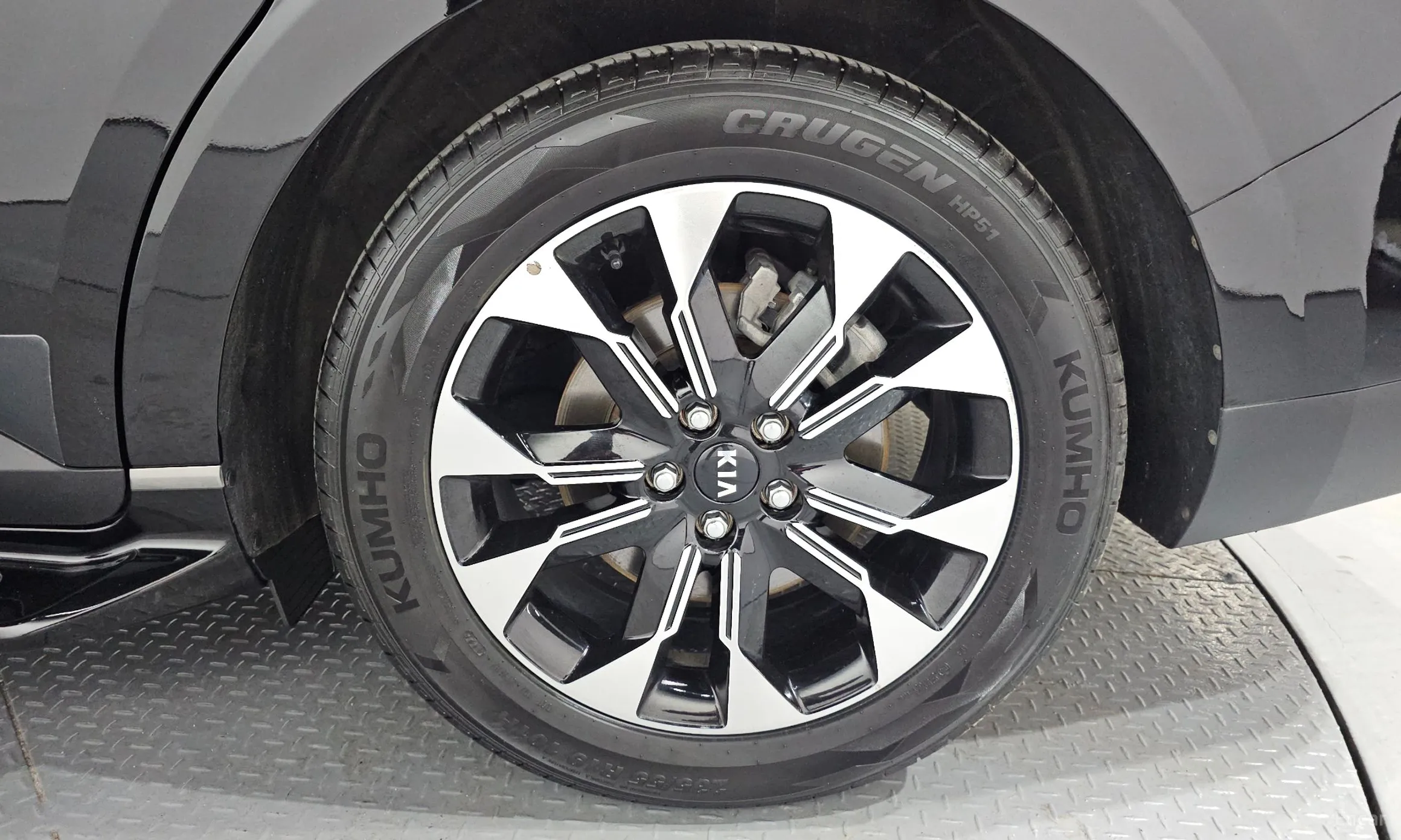 Kia Carnival Gen 4 превью 5