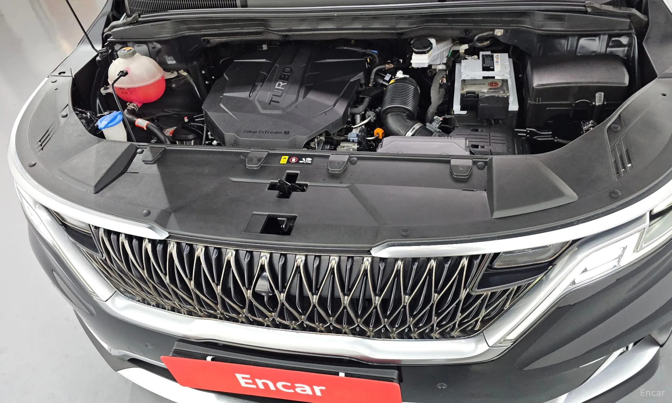 Kia Carnival Gen 4 превью 6
