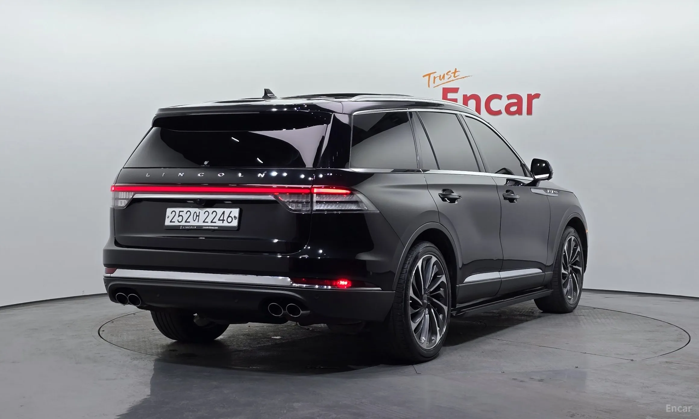Lincoln Aviator 2nd Generation превью 2