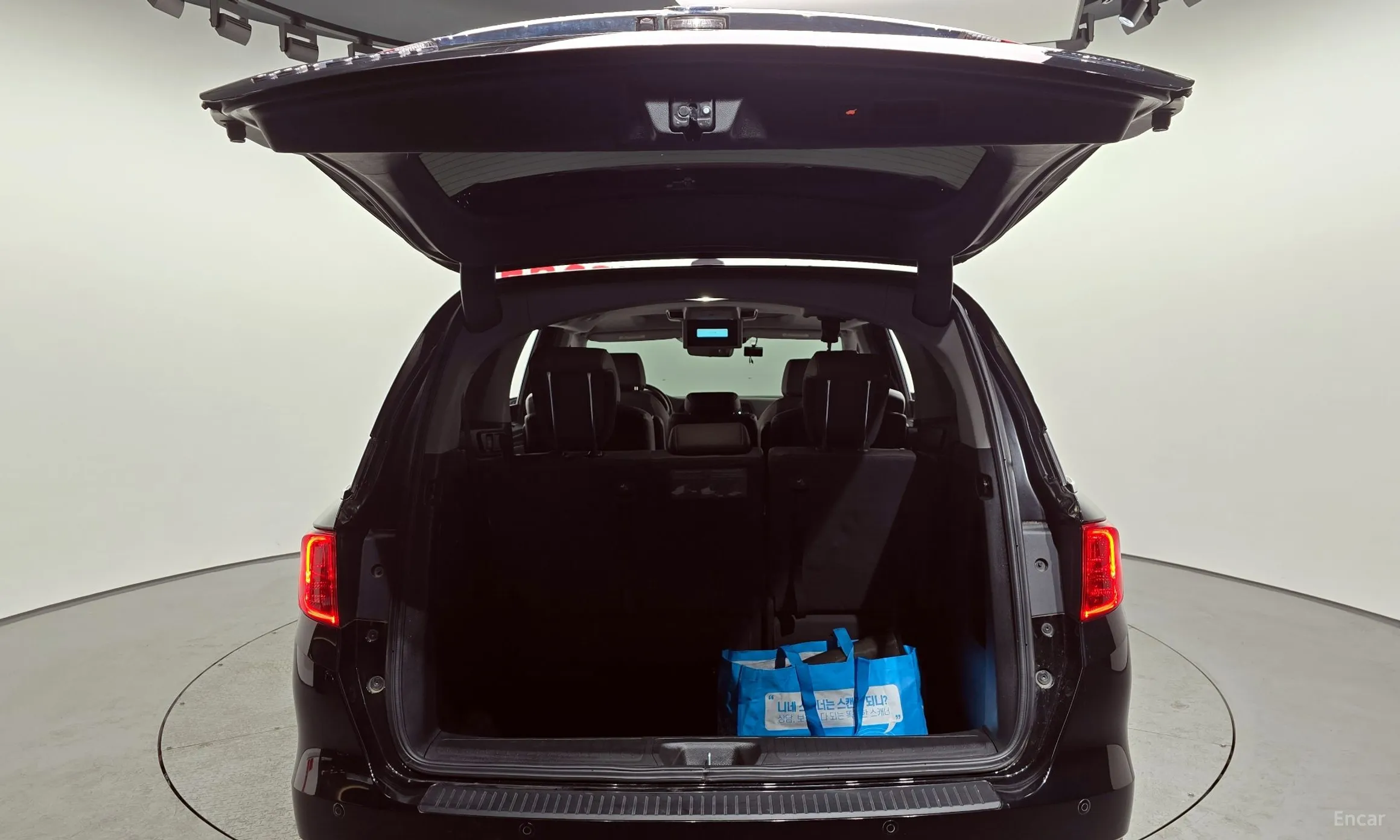 Honda Odyssey превью 20