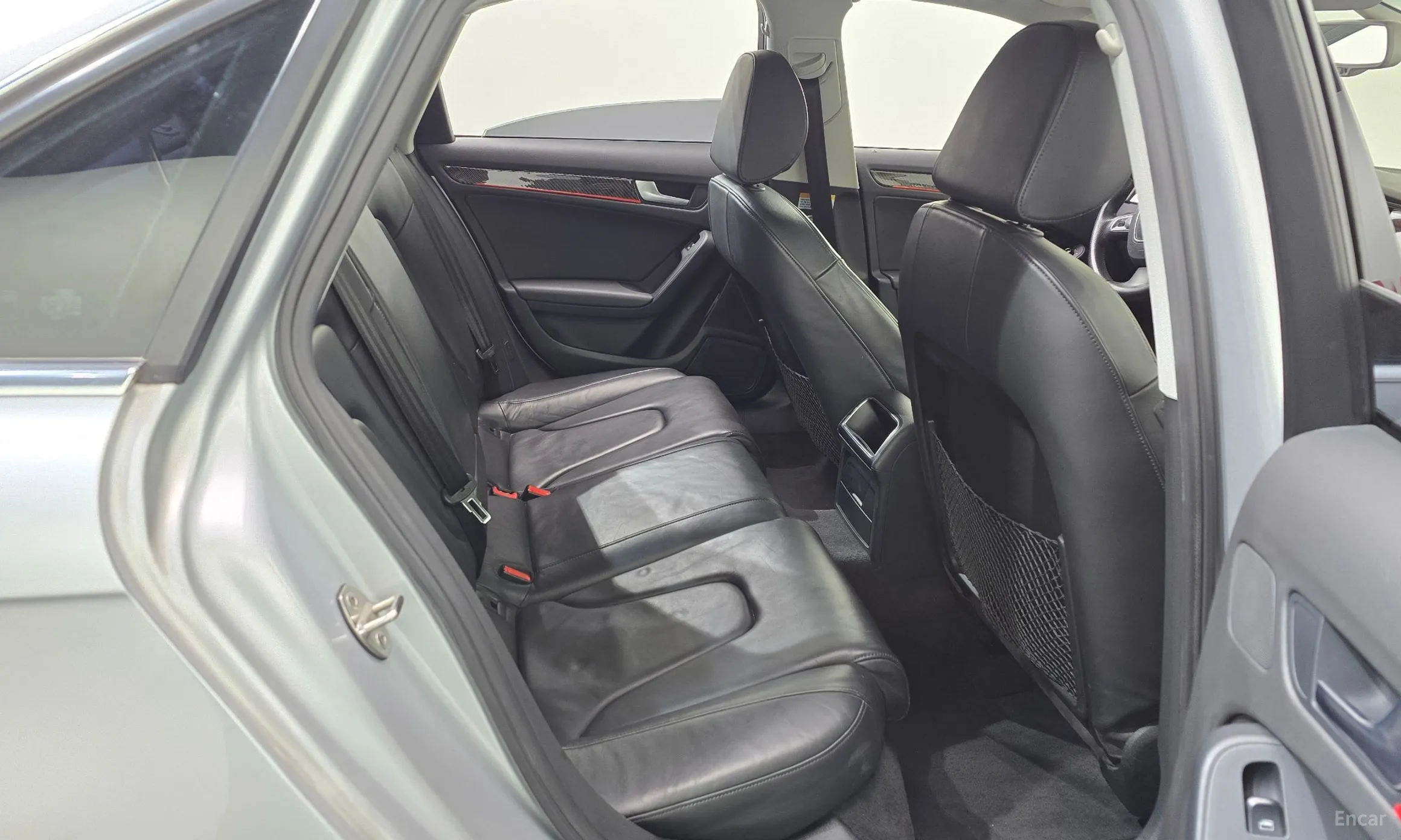Audi New A4 превью 12