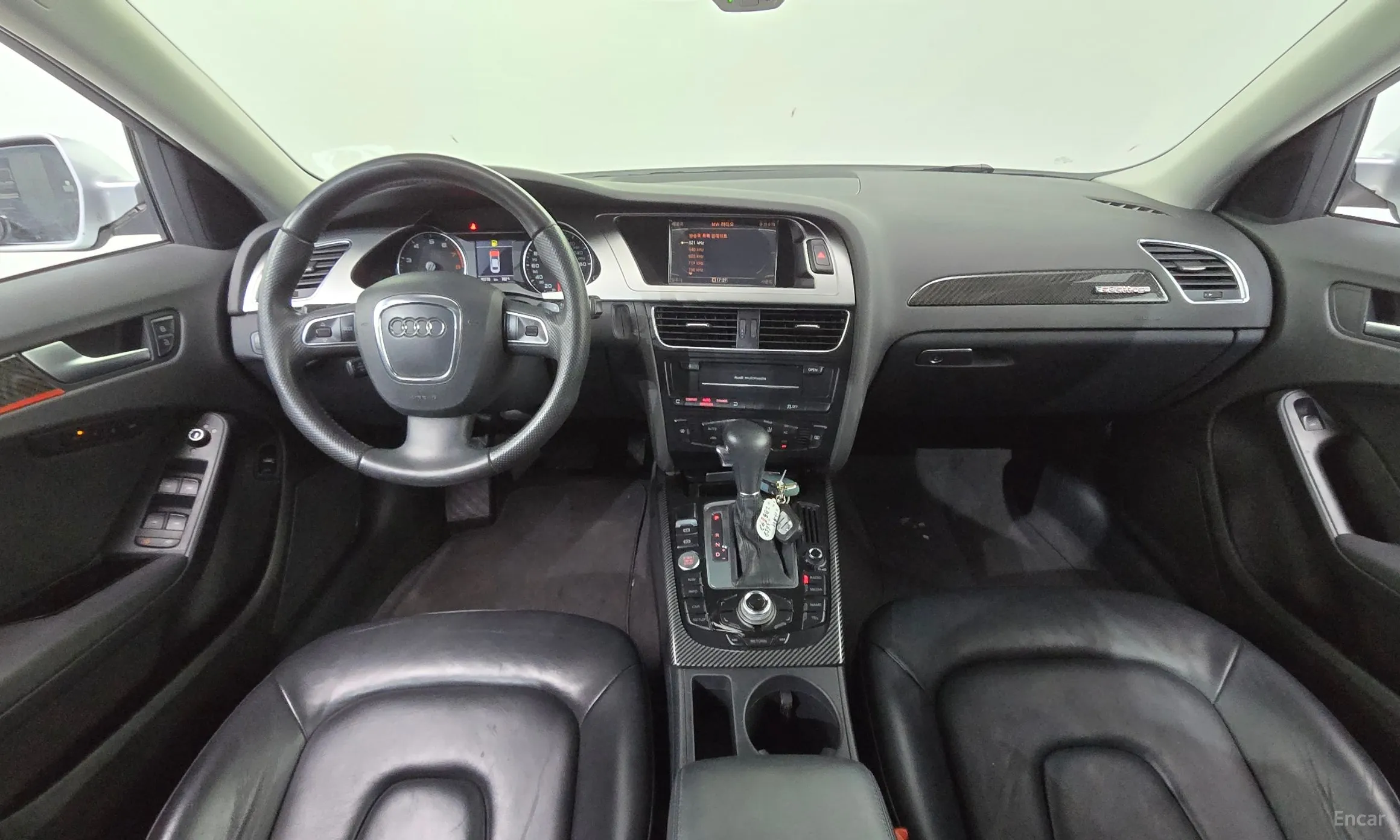 Audi New A4 превью 7