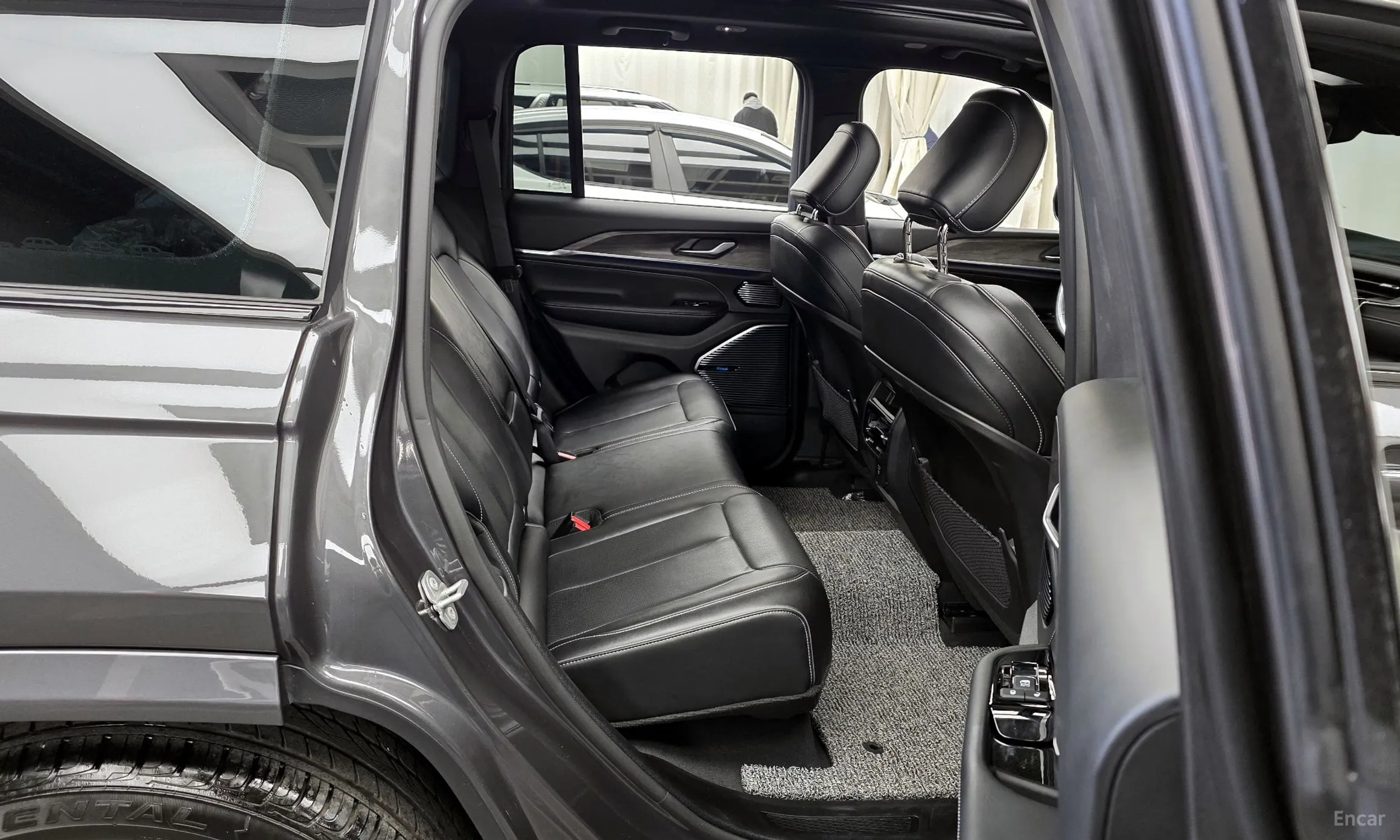 Jeep Grand Cherokee (WL) превью 12