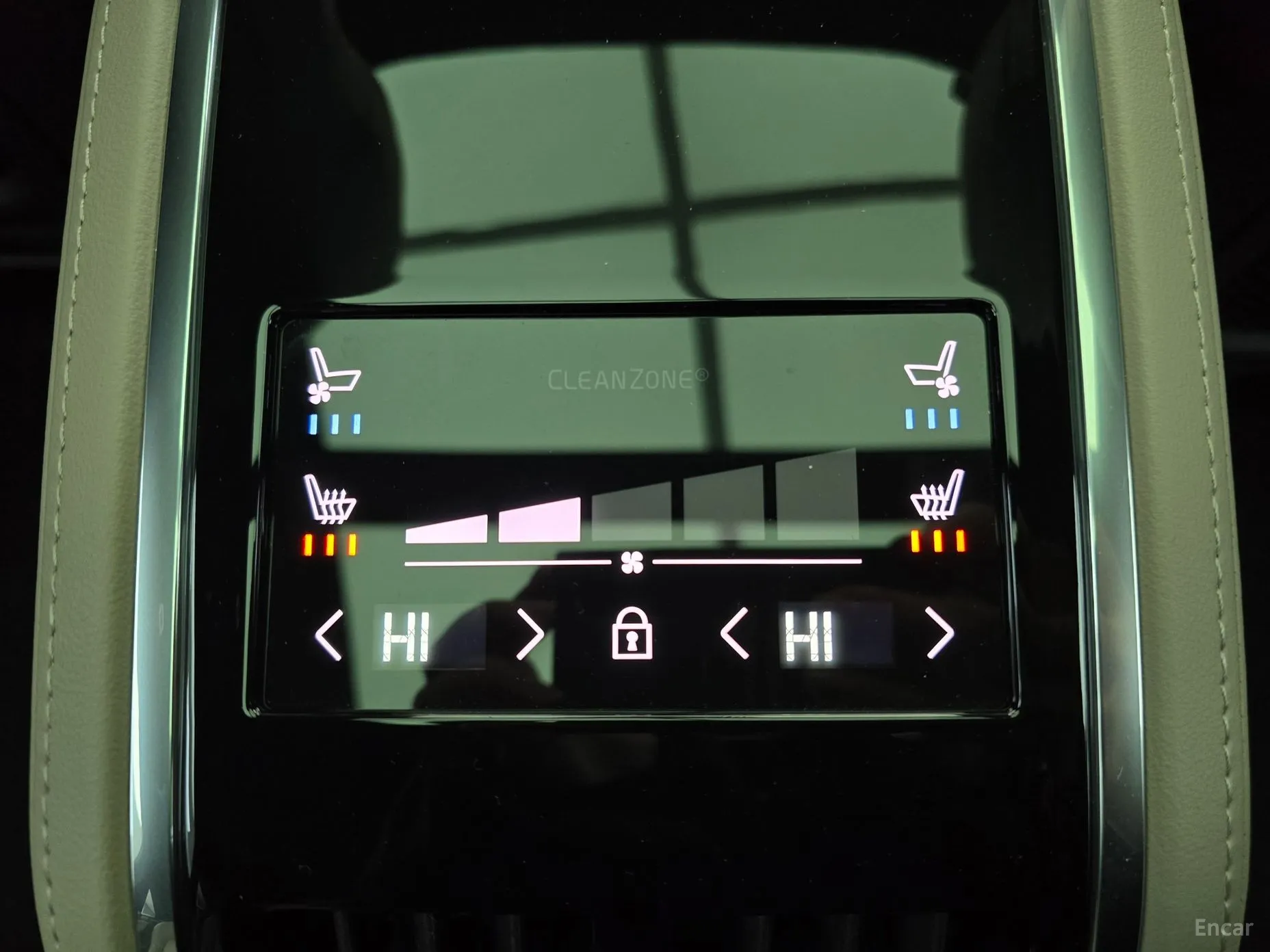Volvo S90 превью 17