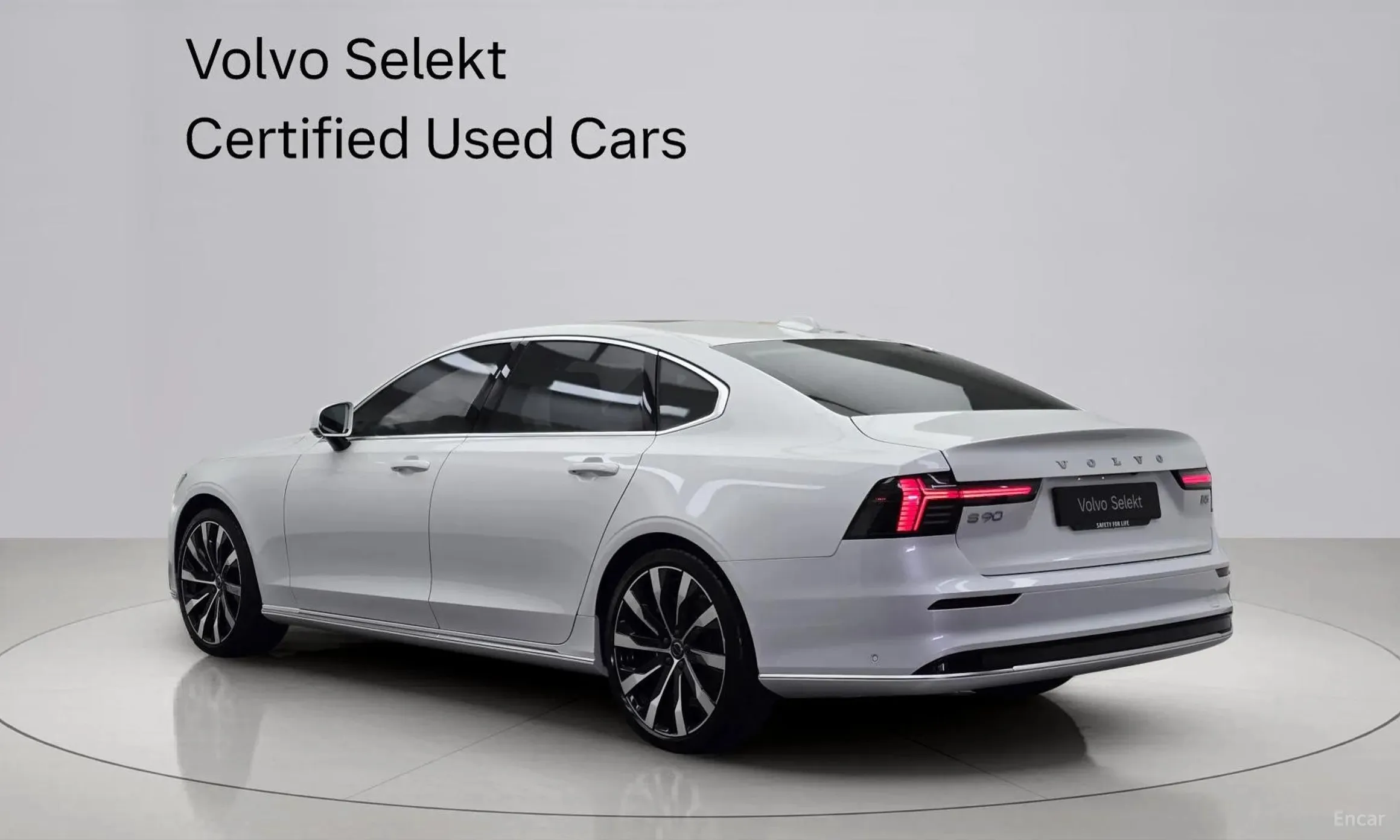 Volvo S90 превью 4
