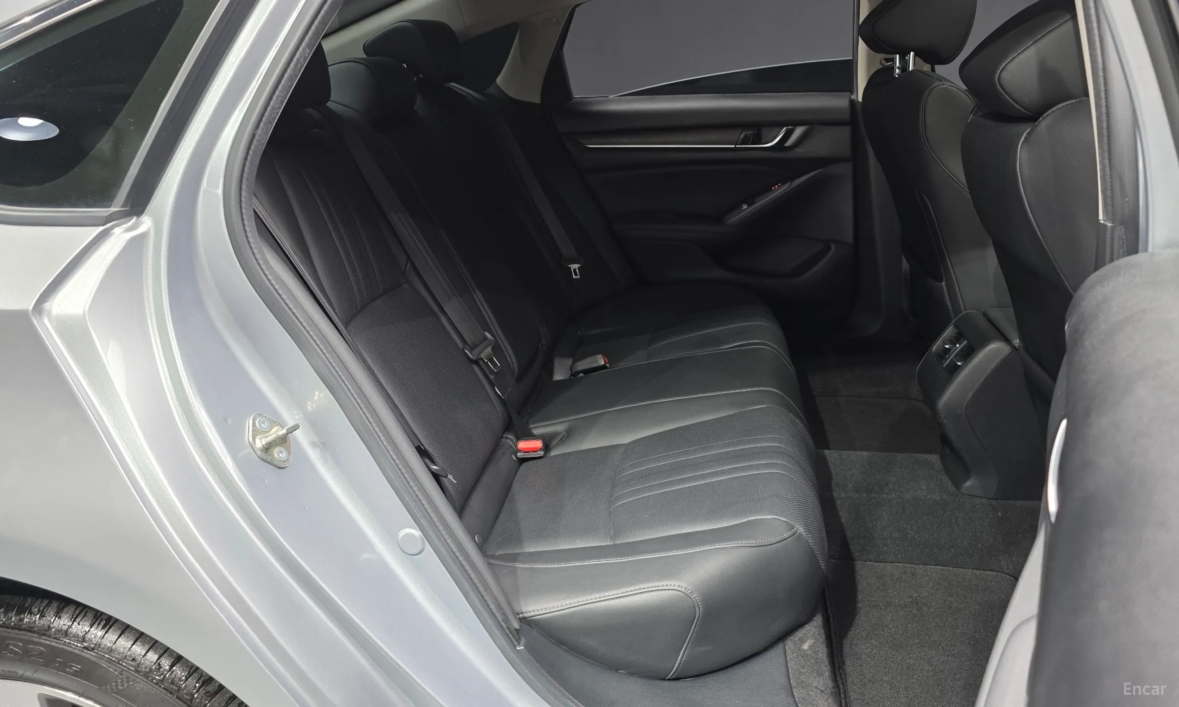 Honda Accord 10th Generation превью 12