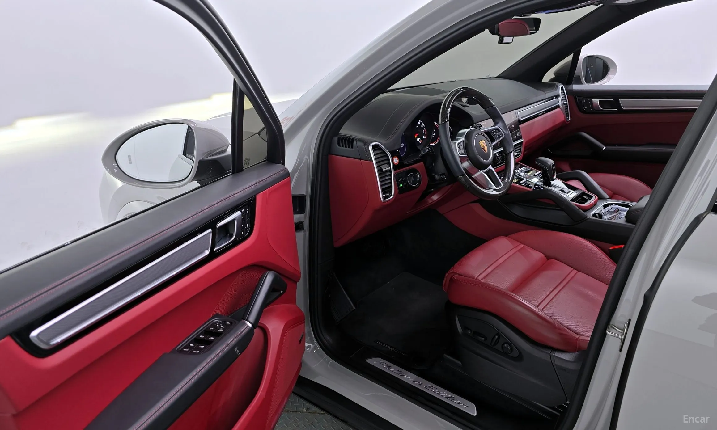 Porsche Cayenne (PO536) превью 10