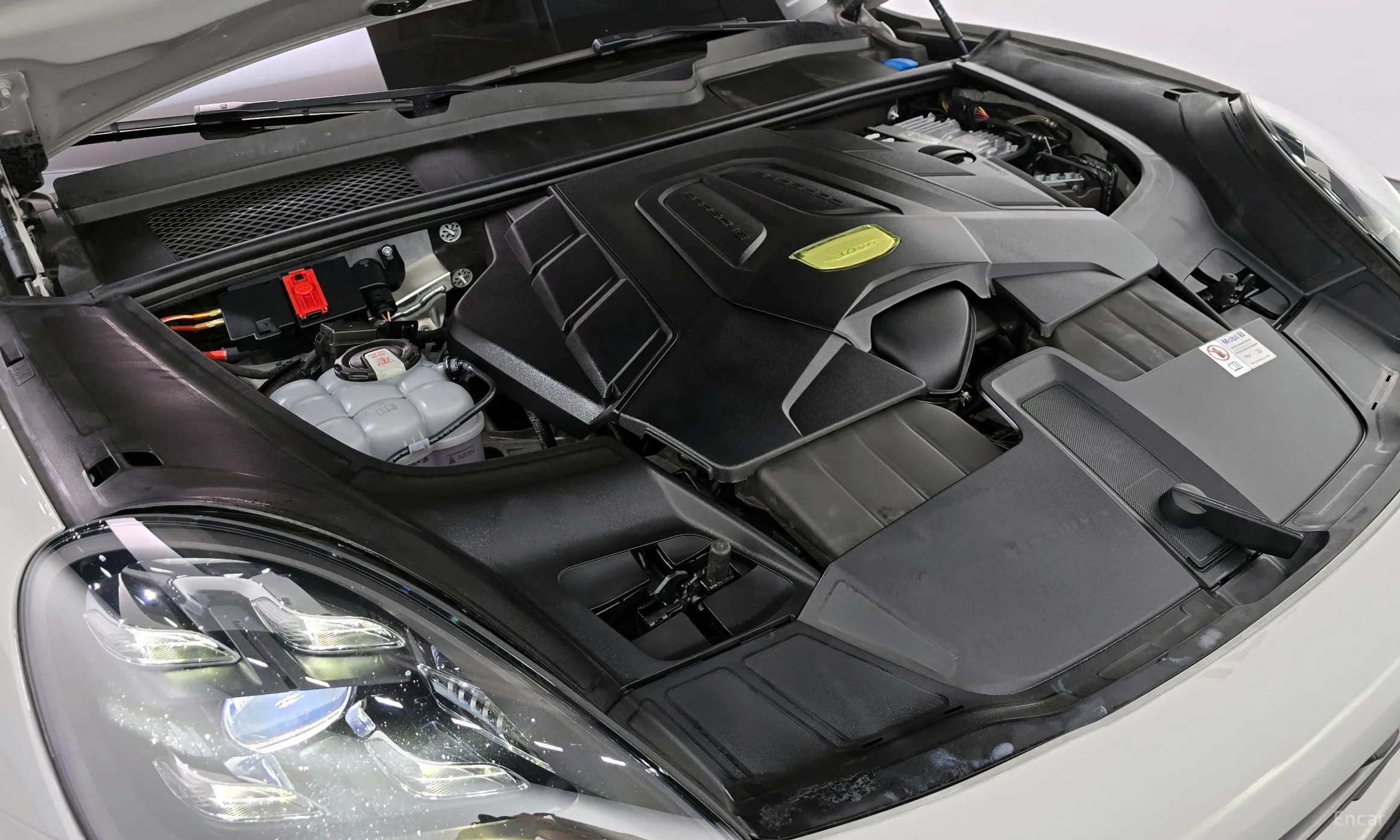 Porsche Cayenne (PO536) превью 6