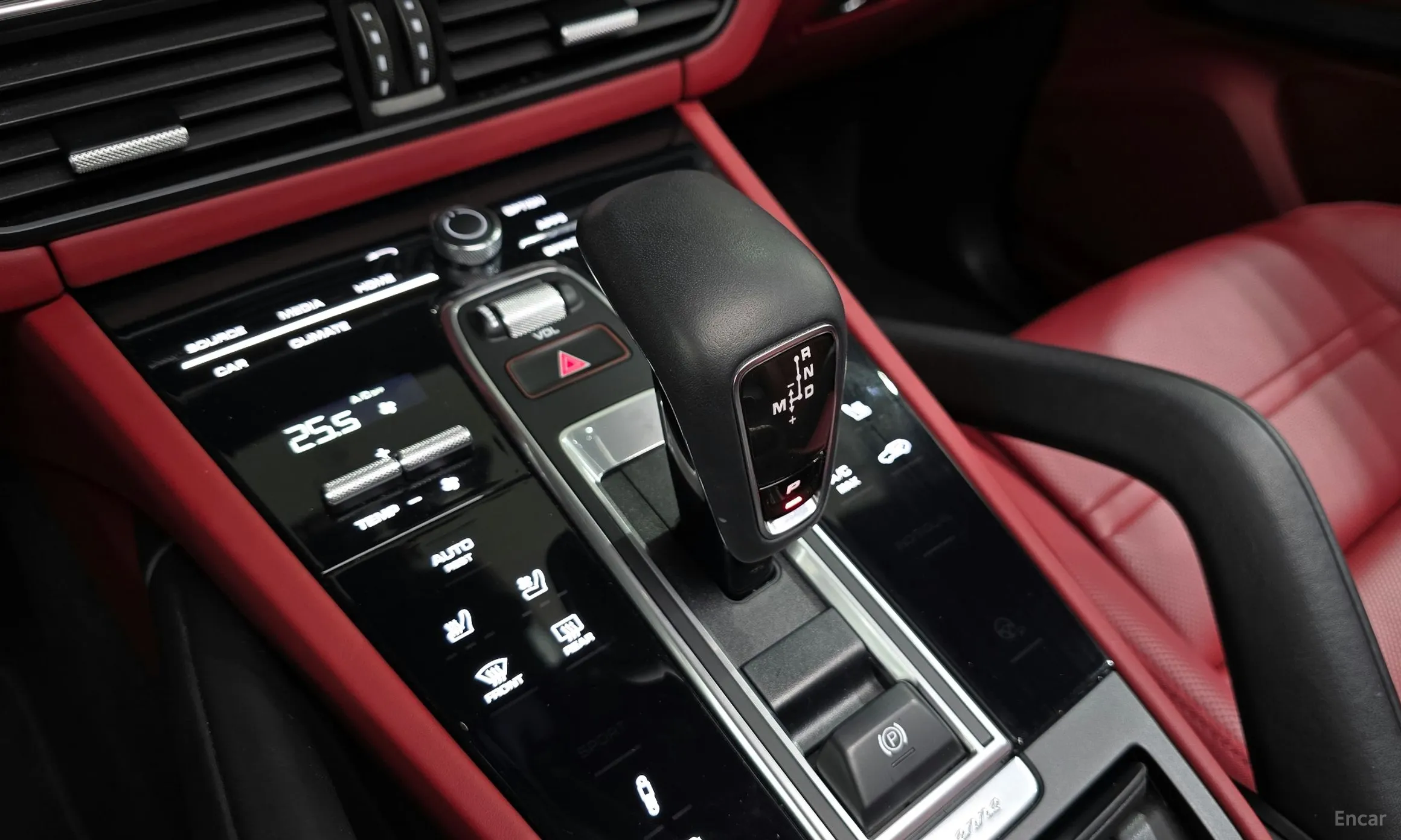 Porsche Cayenne (PO536) превью 9