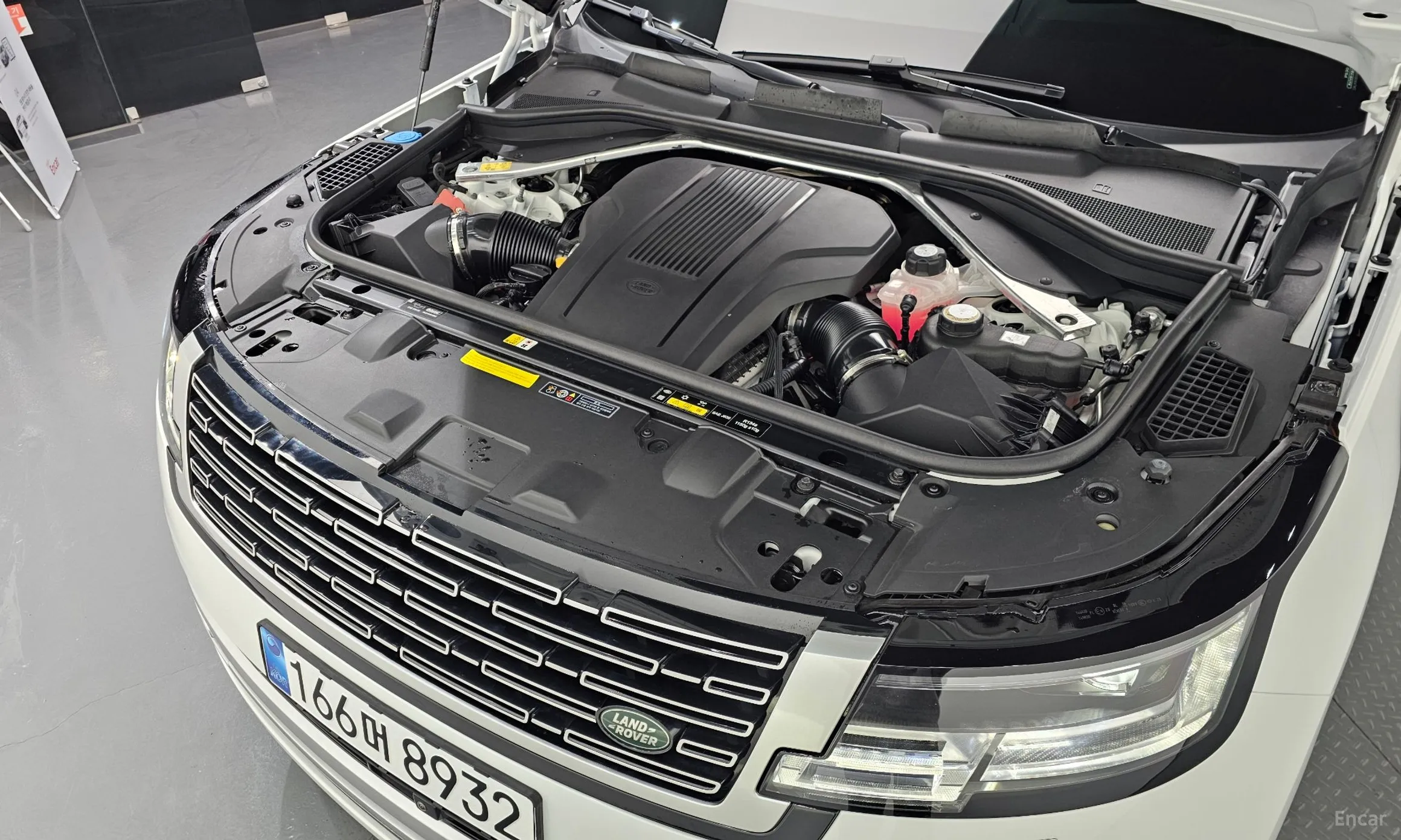 Land Rover Range Rover 5th Generation превью 10