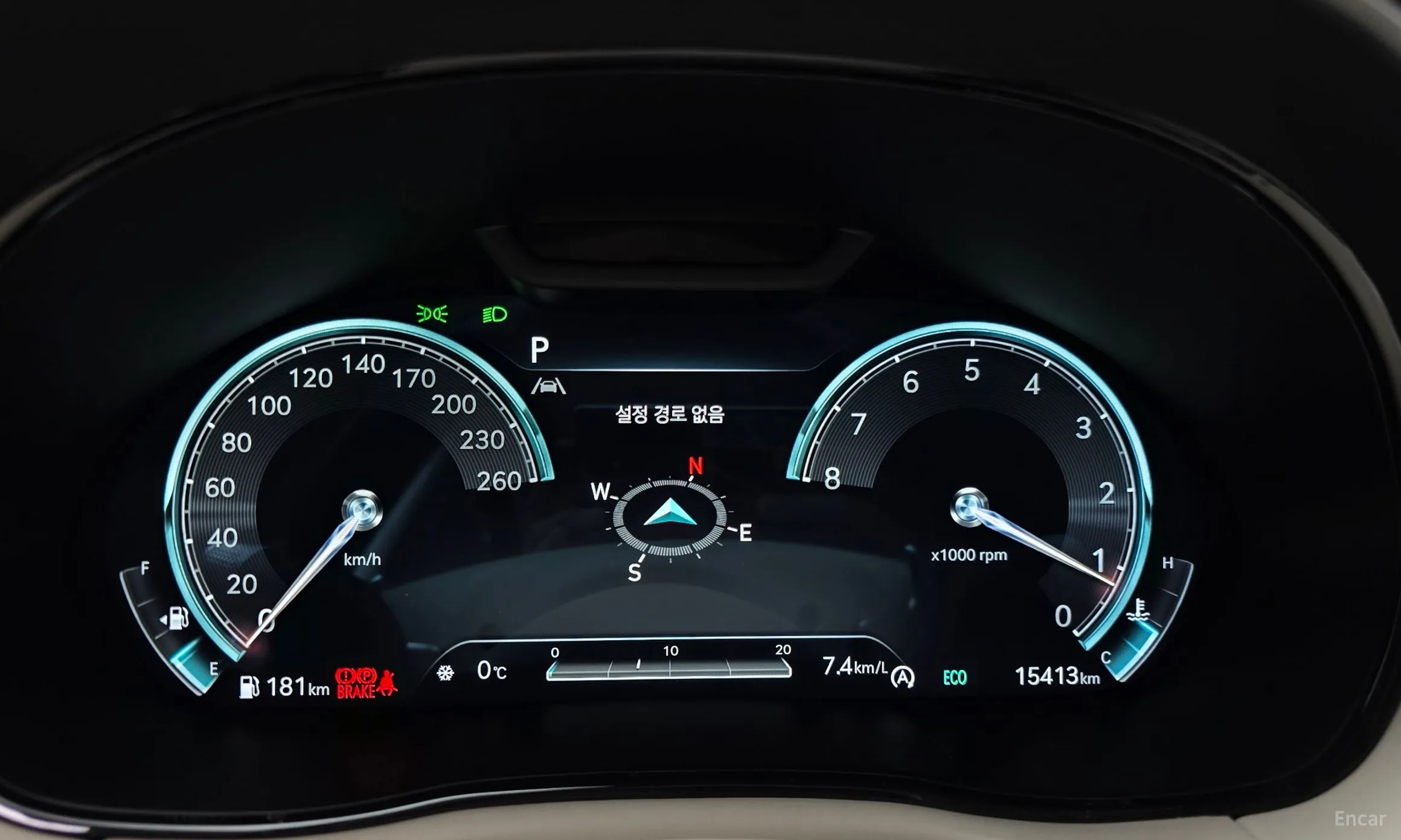 Genesis GV70 превью 8