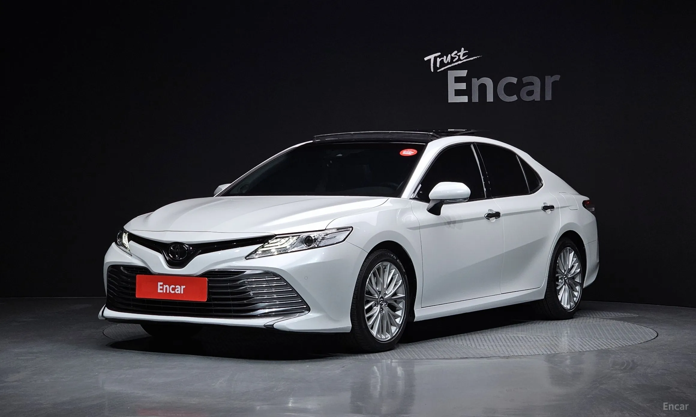 Camry (XV70)