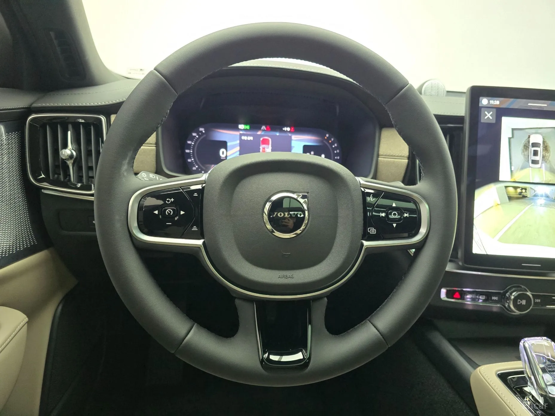 Volvo S90 превью 12