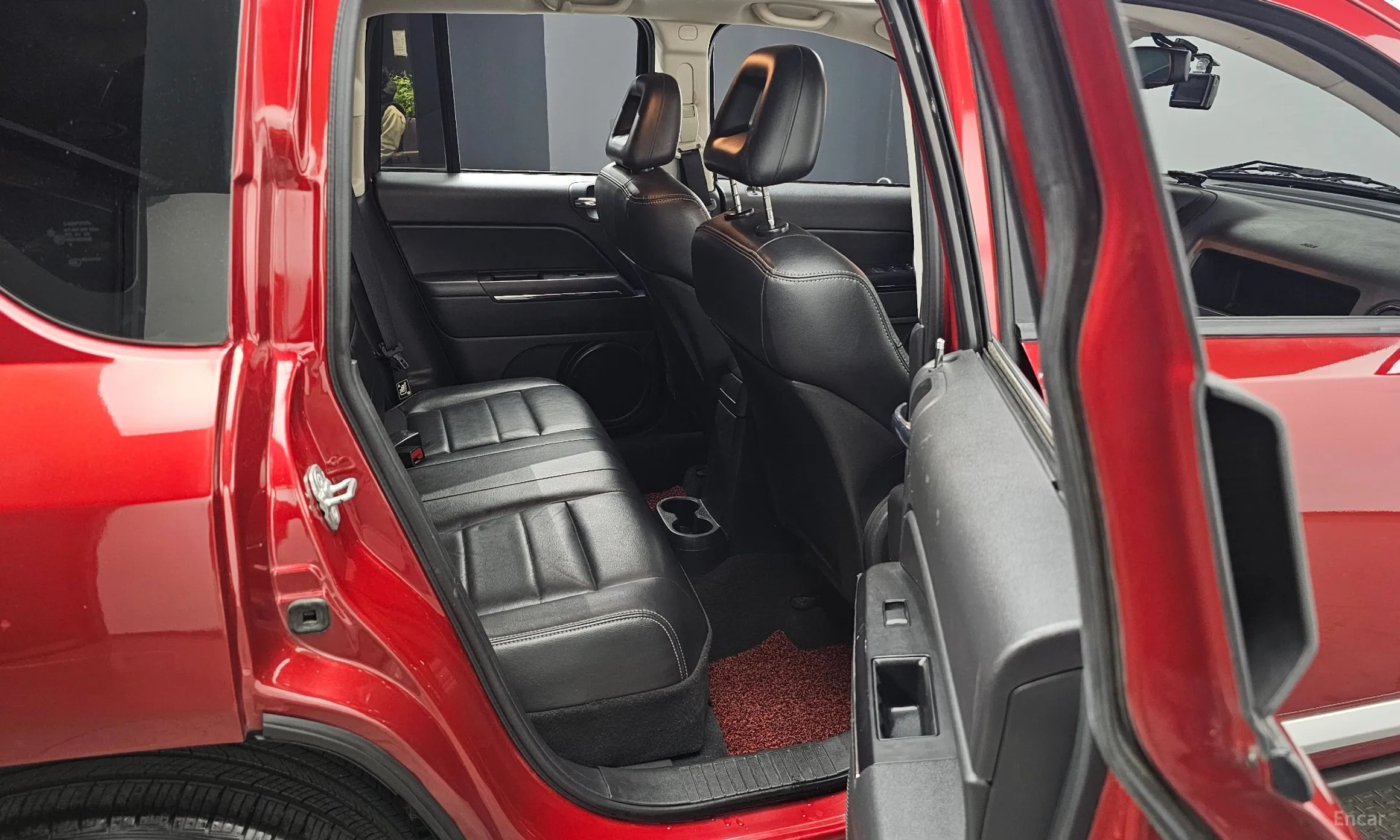 Jeep Compass превью 12
