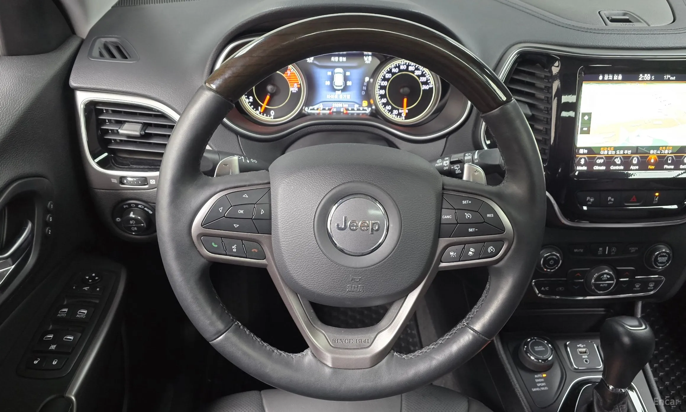 Jeep Cherokee (KL) превью 13