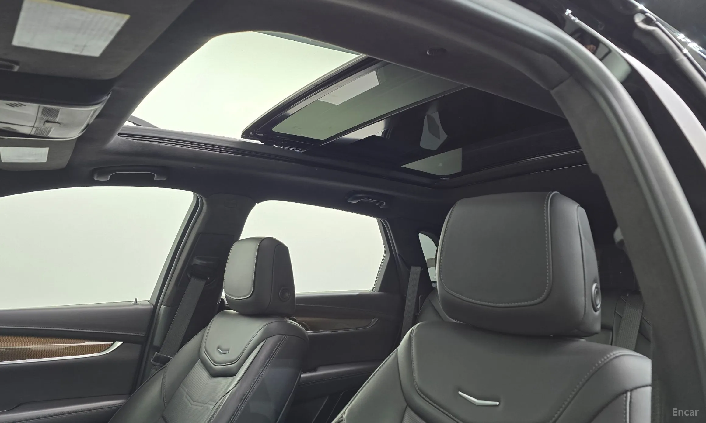 Cadillac XT5 превью 19