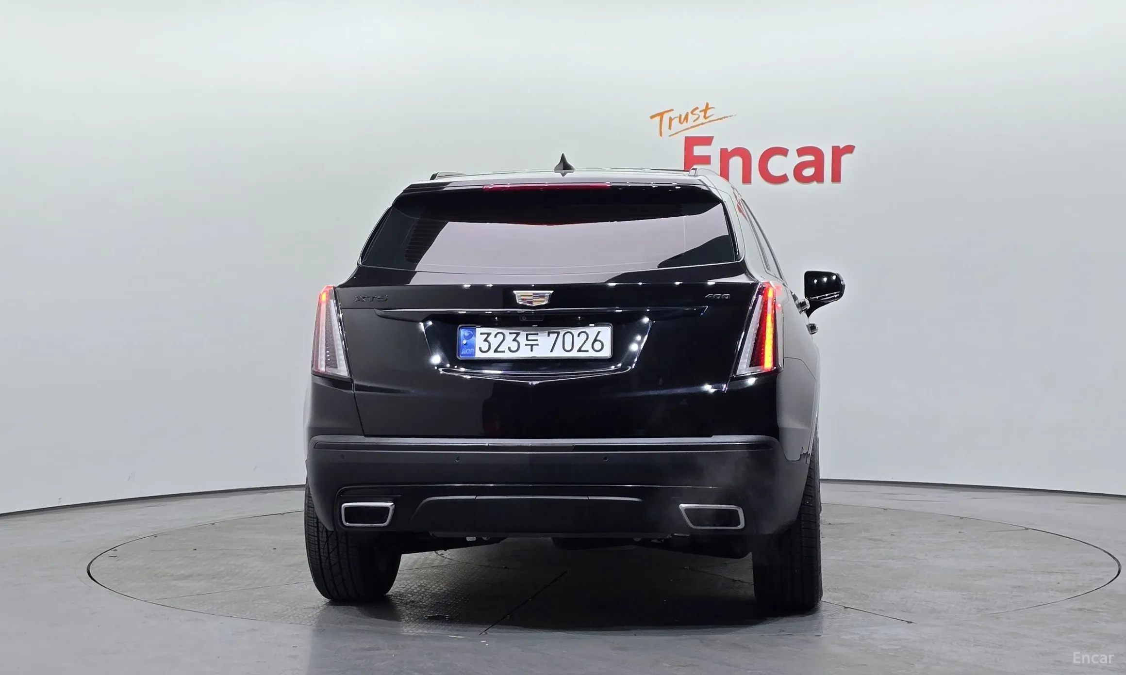Cadillac XT5 превью 4