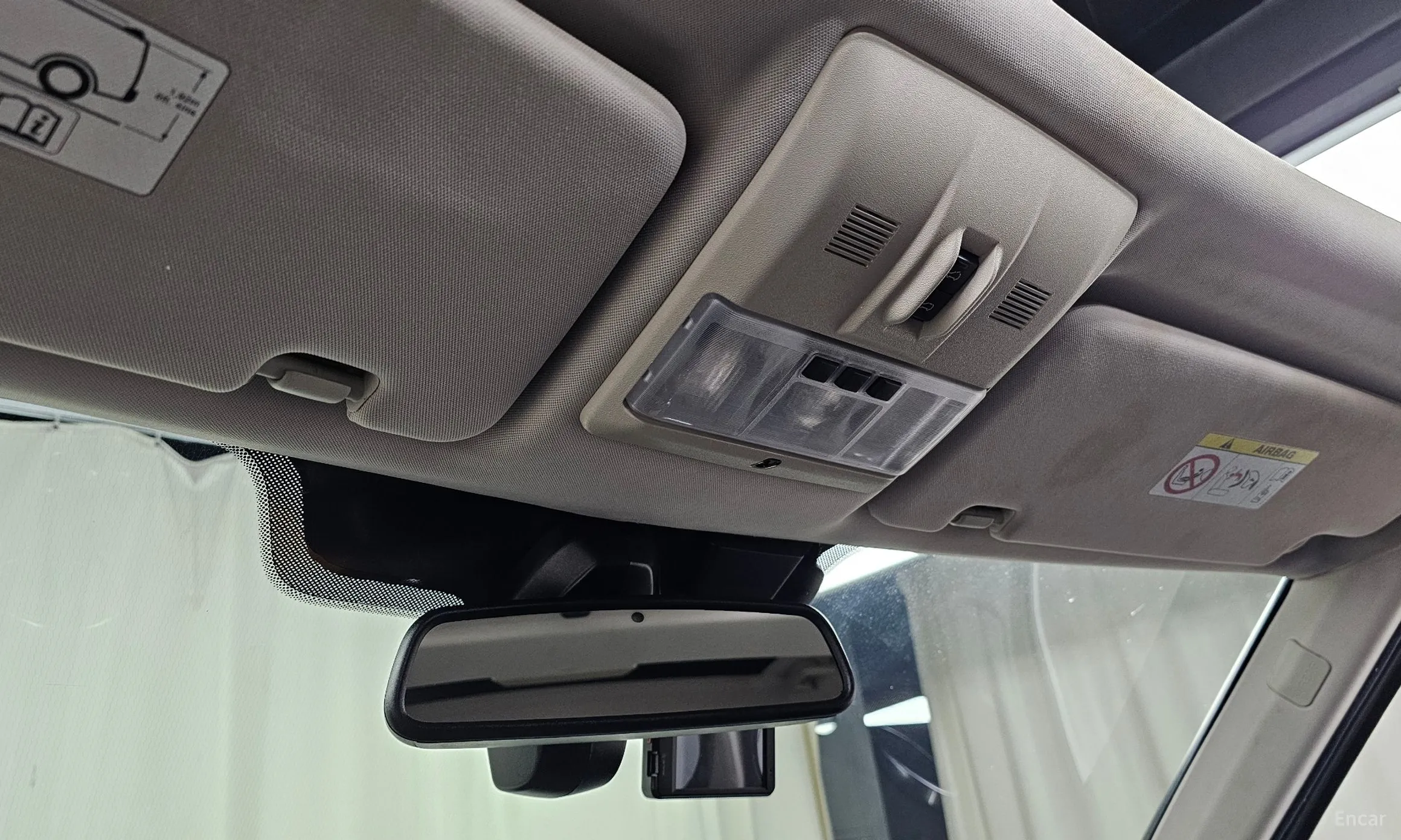 Land Rover Discovery 4 превью 17