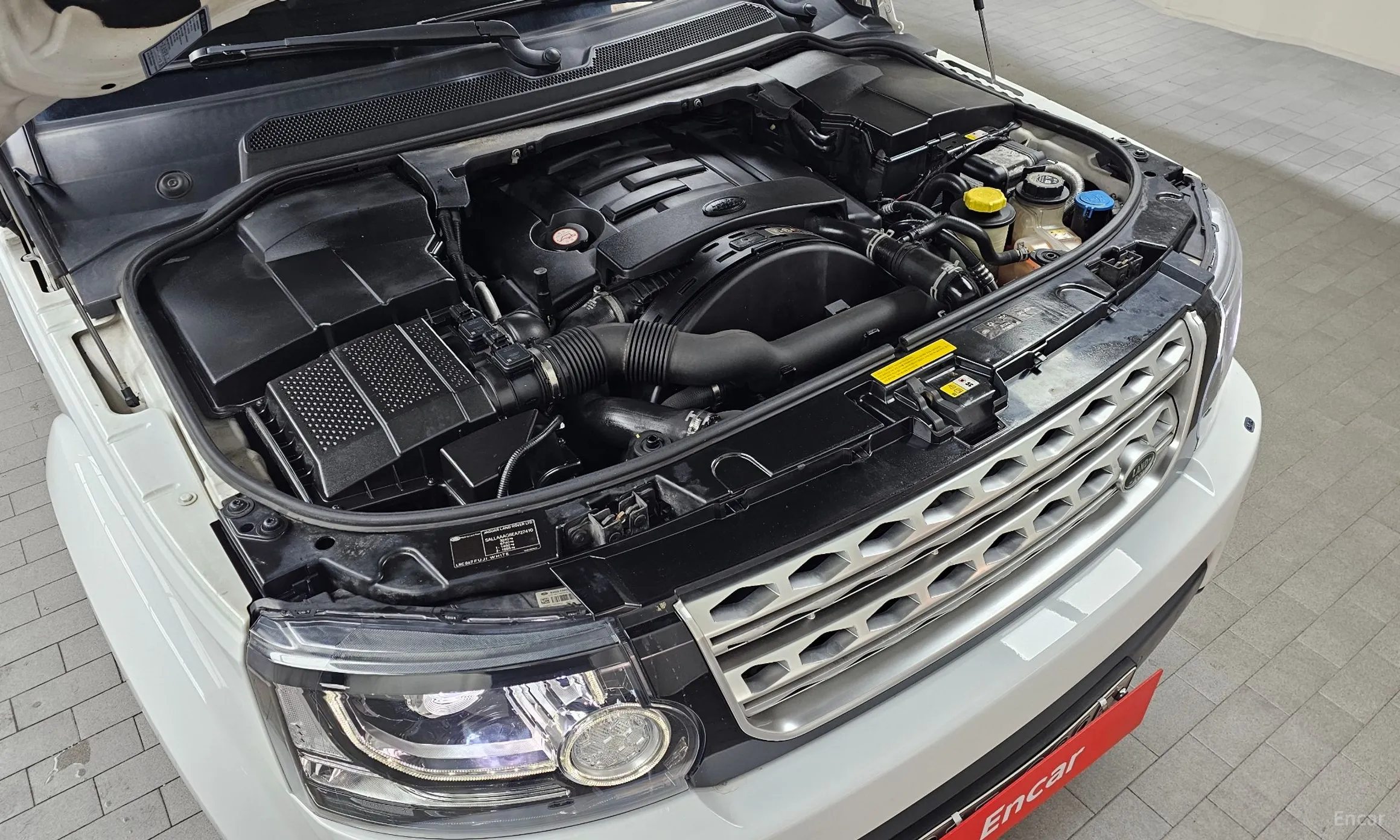 Land Rover Discovery 4 превью 6
