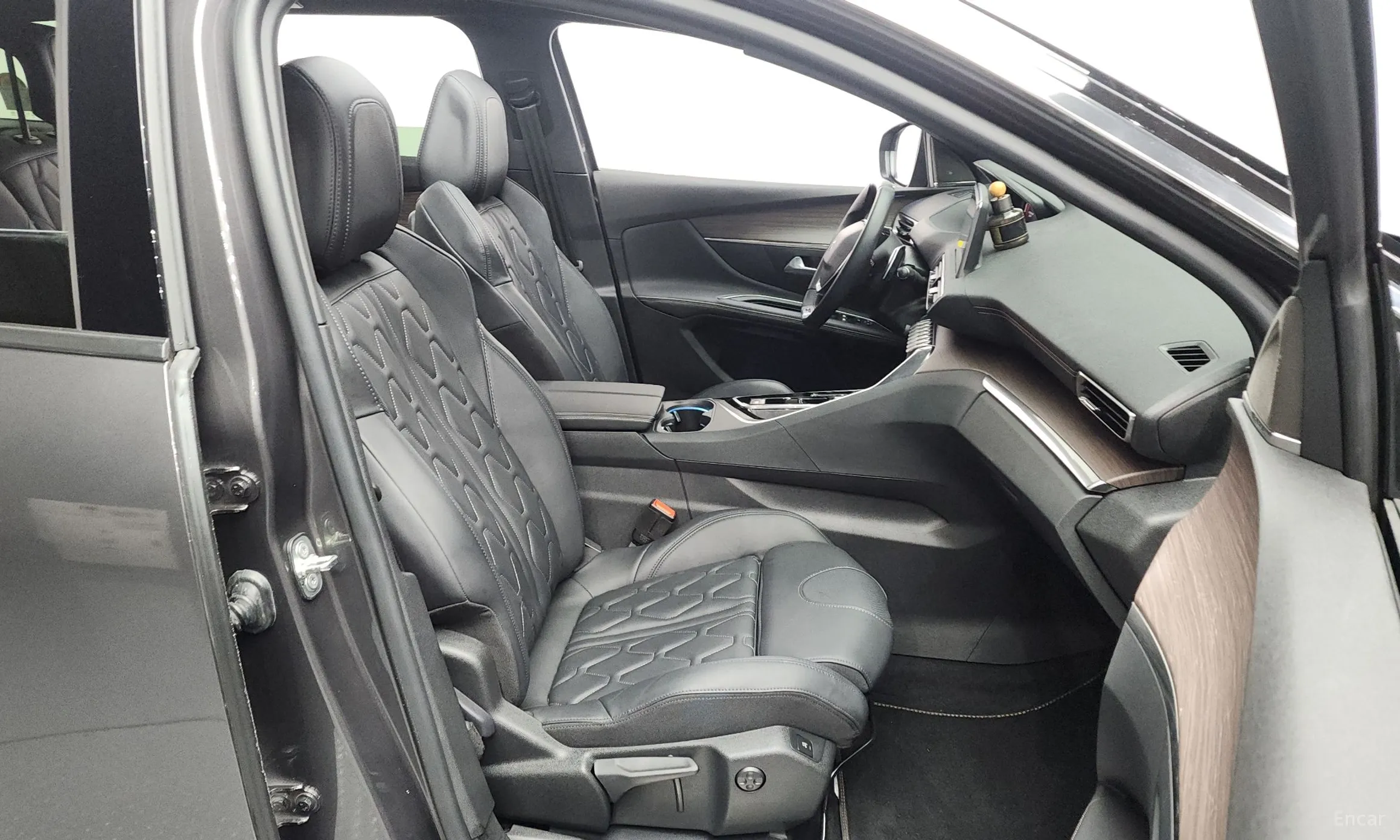 Peugeot 5008 2nd generation превью 11