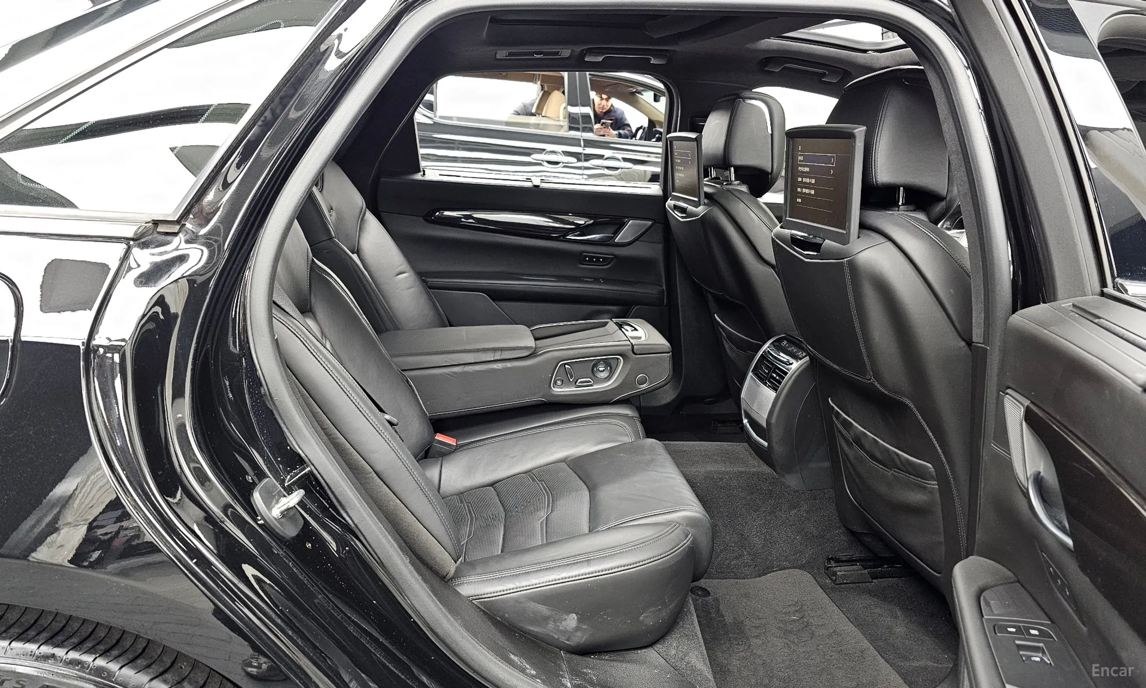 Cadillac CT6 превью 12