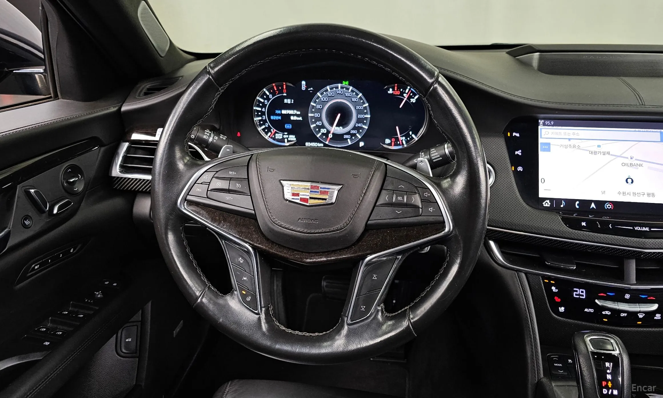 Cadillac CT6 превью 13