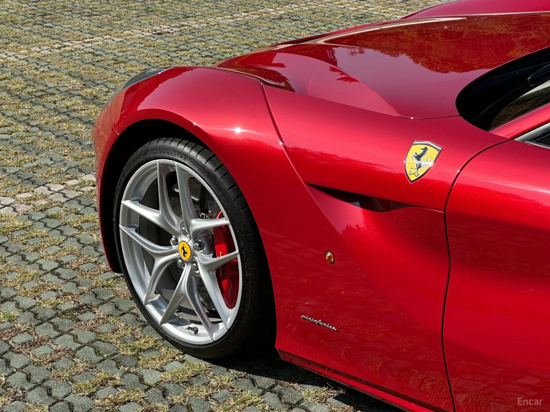Ferrari F12 Berlinetta превью 5