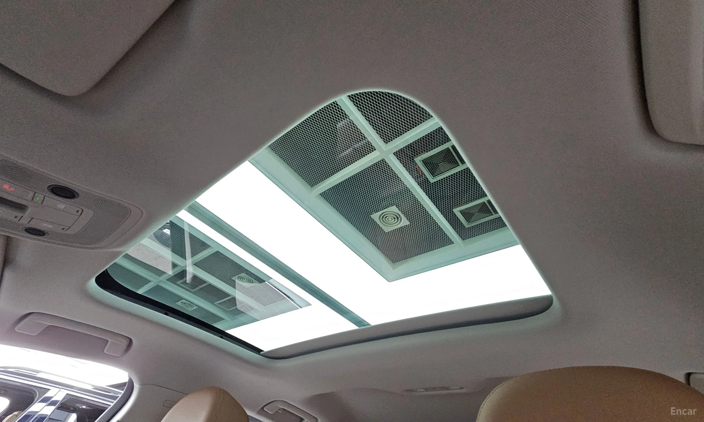 Audi Q3 (F3) превью 17