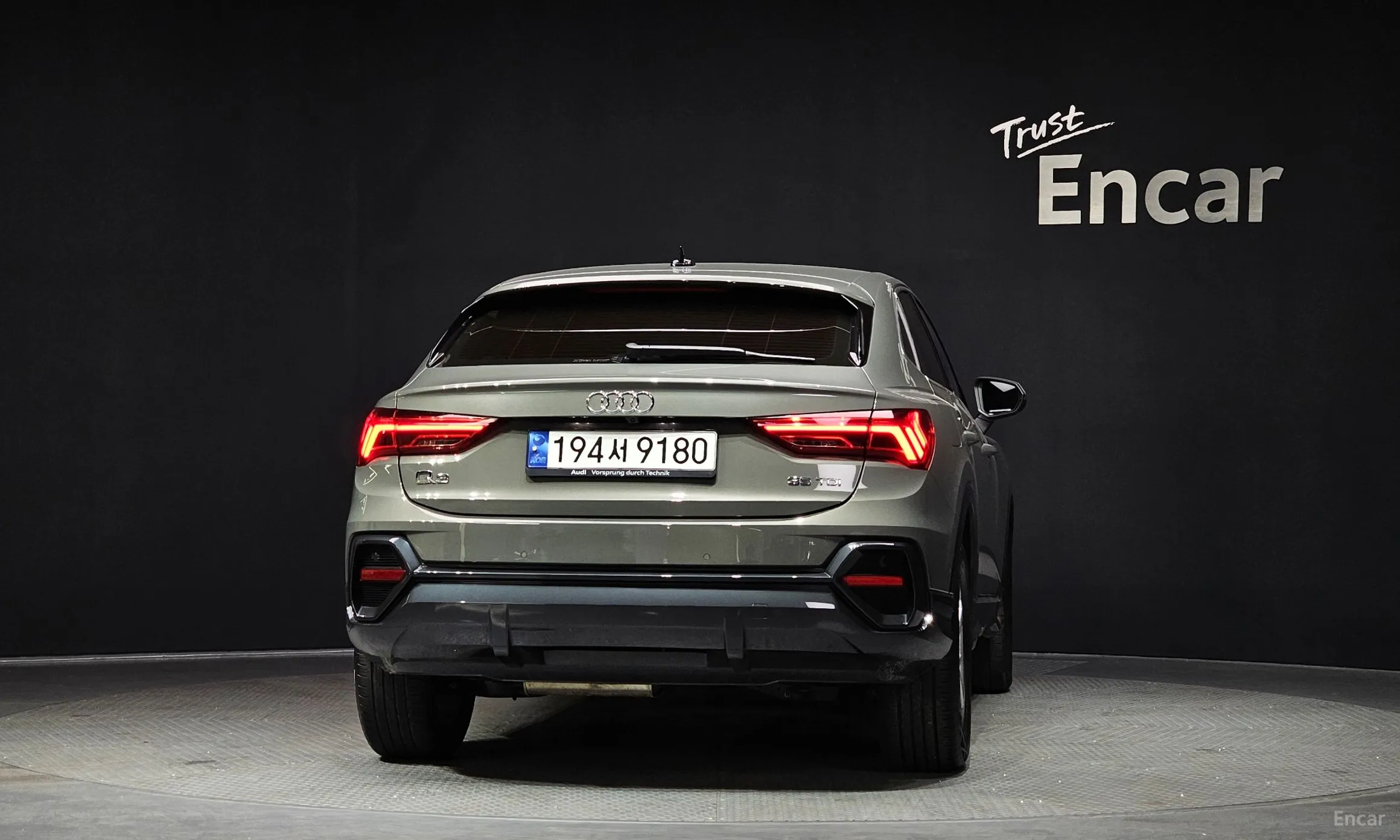 Audi Q3 (F3) превью 4