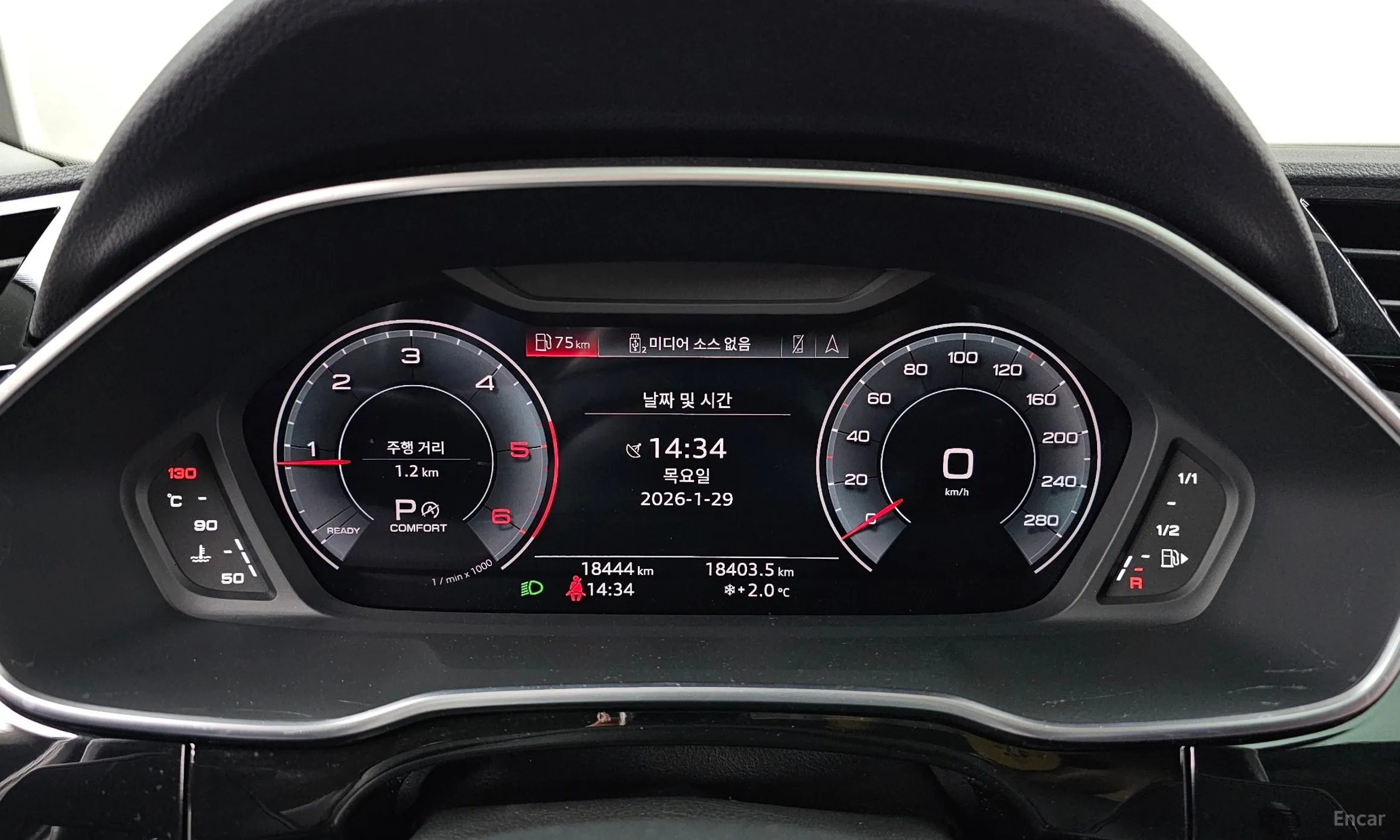 Audi Q3 (F3) превью 8