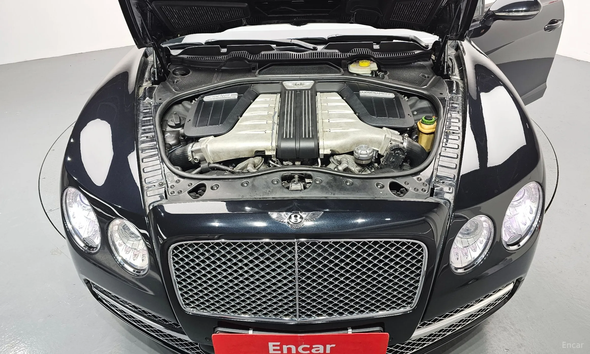Bentley Flying Spur 2nd Generation превью 6