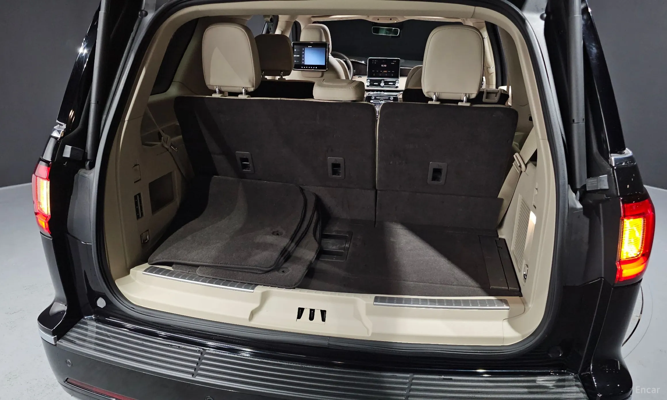 Lincoln Navigator 4th generation превью 20