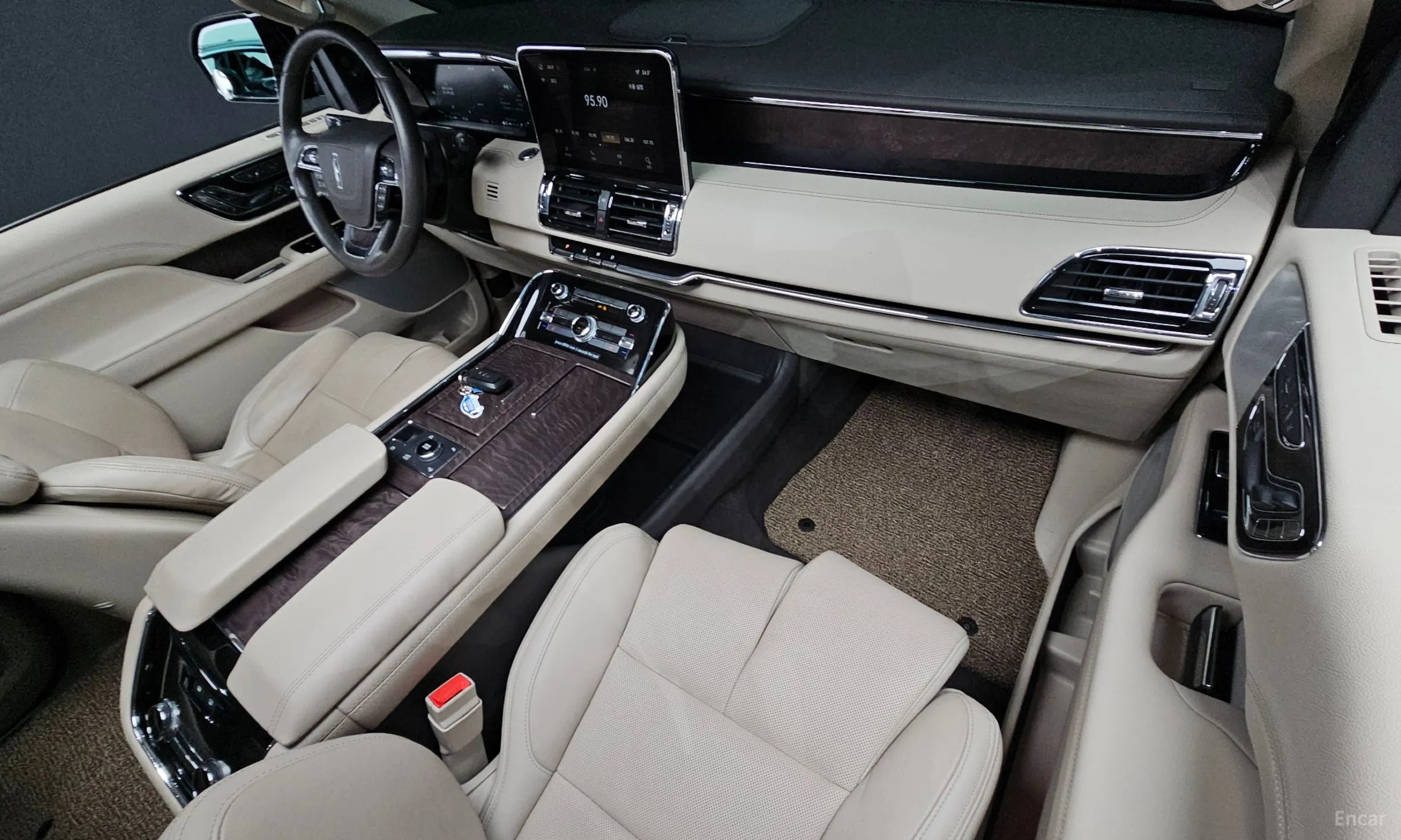 Lincoln Navigator 4th generation превью 7