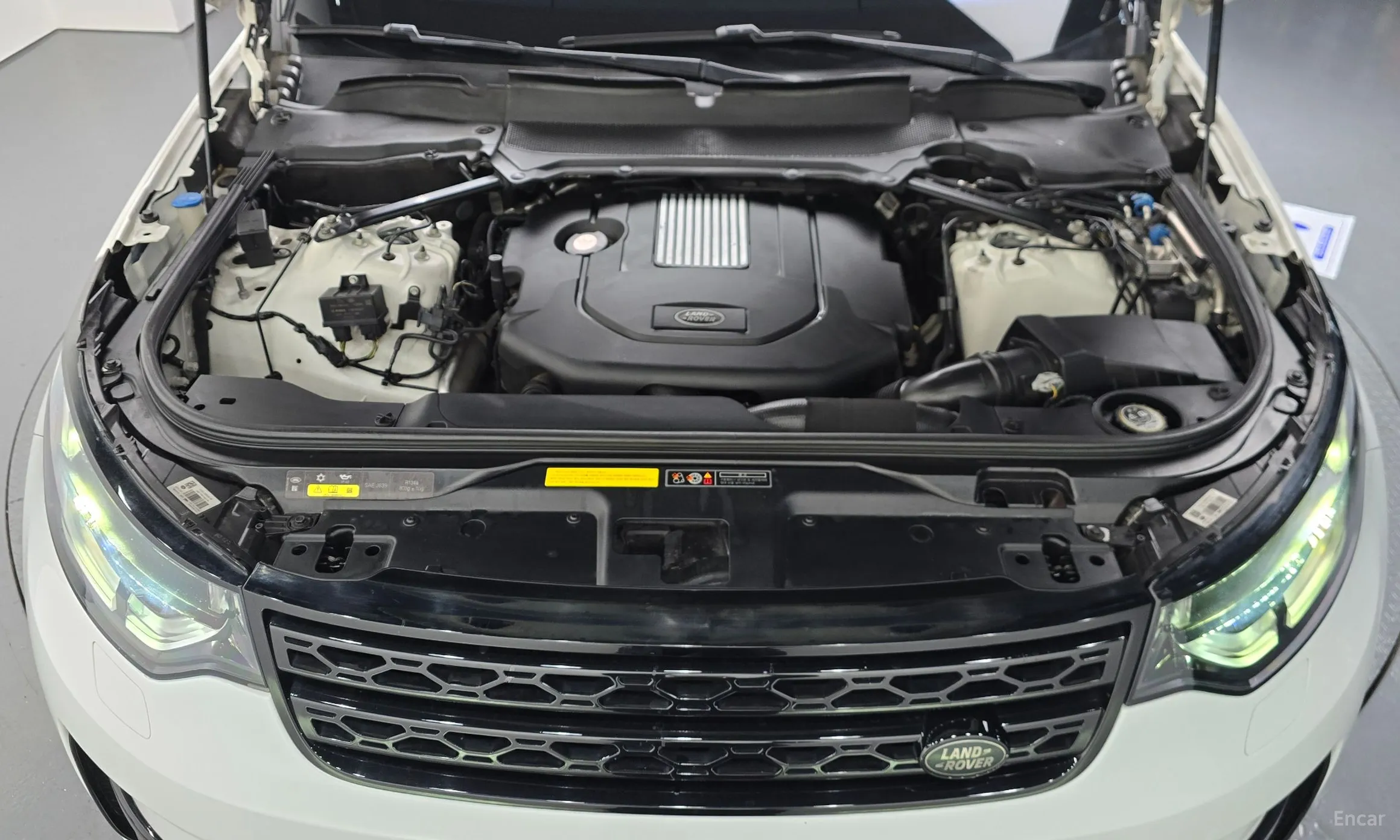 Land Rover Discovery 5 превью 6
