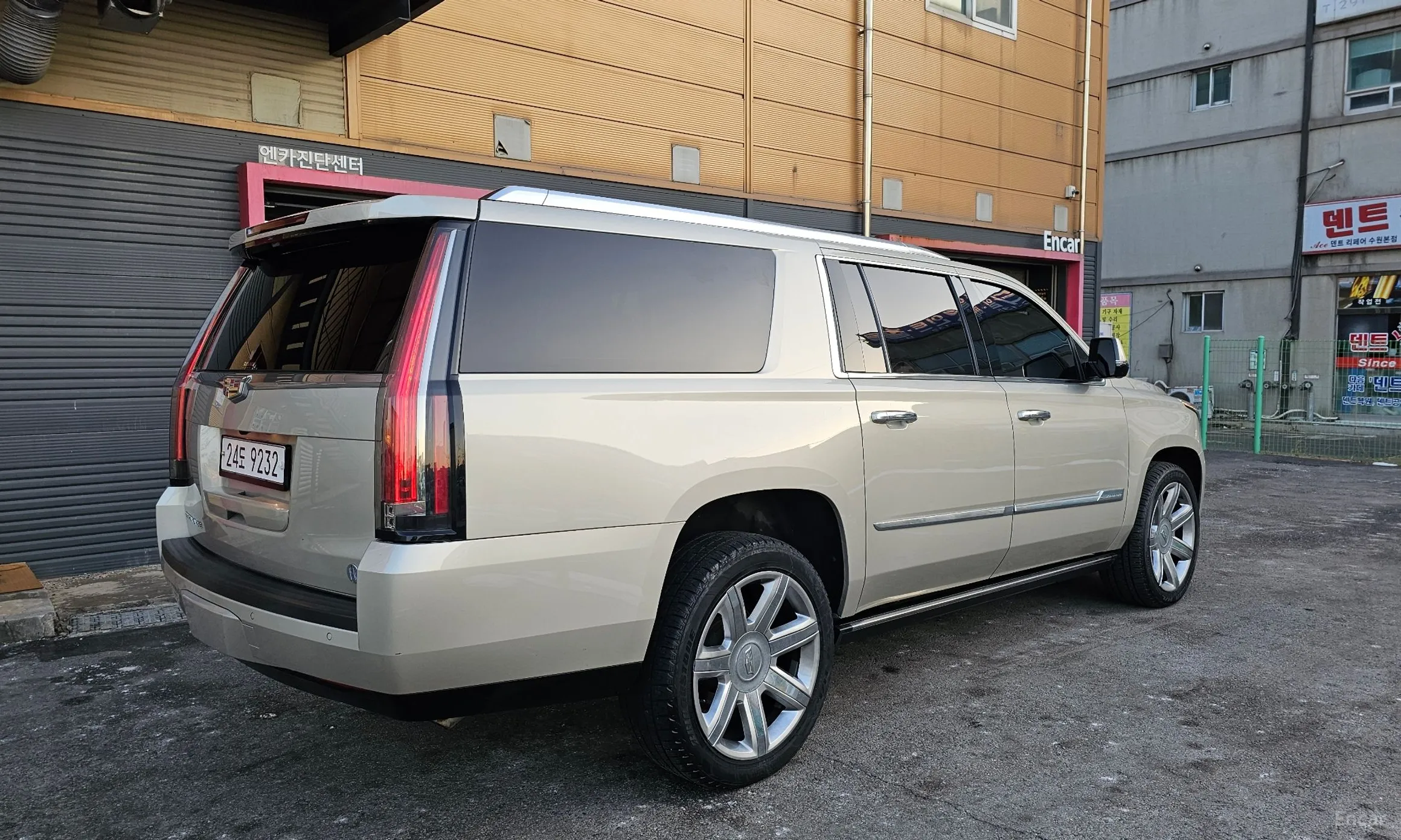 Cadillac Escalade