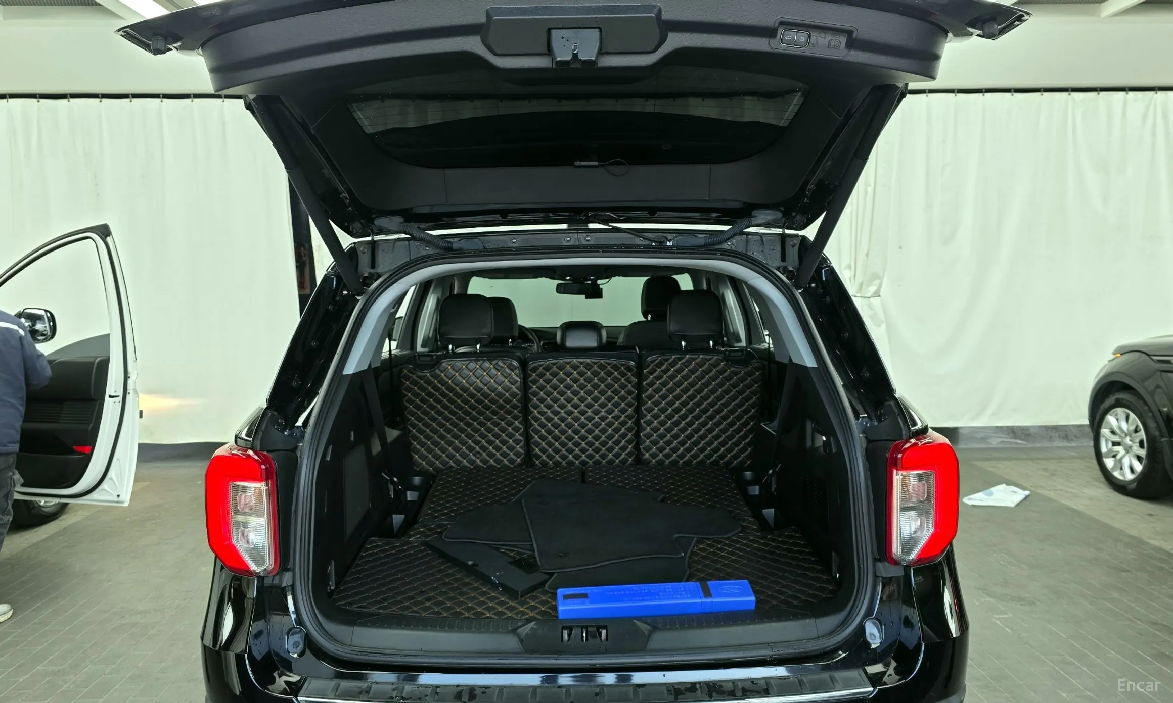 Ford Explorer 6th Generation превью 20