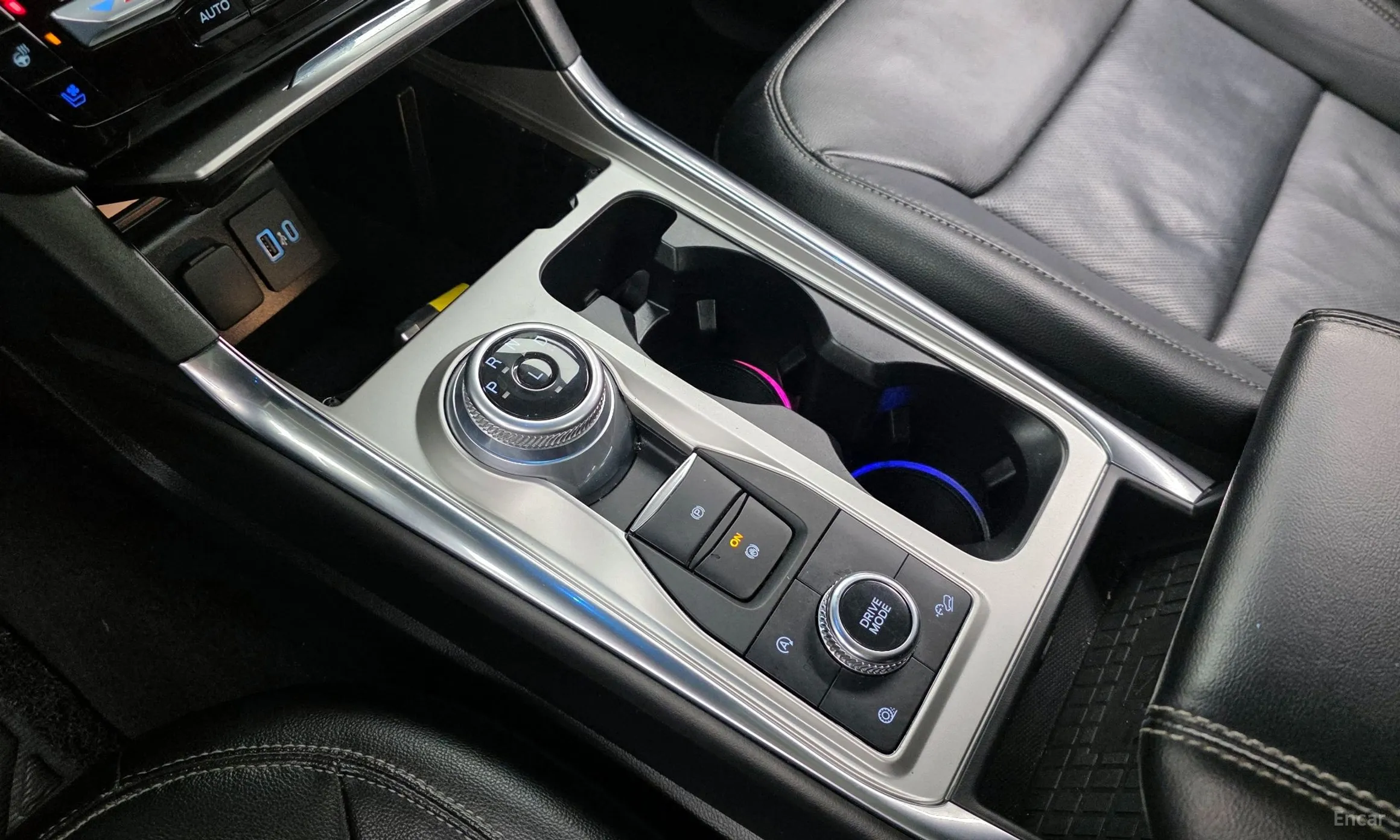 Ford Explorer 6th Generation превью 9
