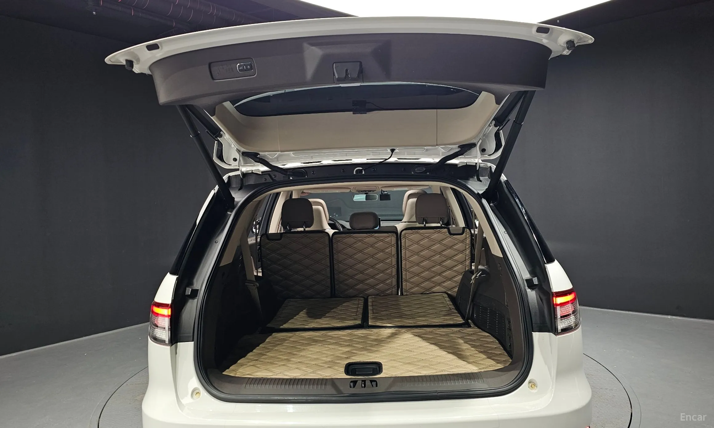 Lincoln Aviator 2nd Generation превью 20