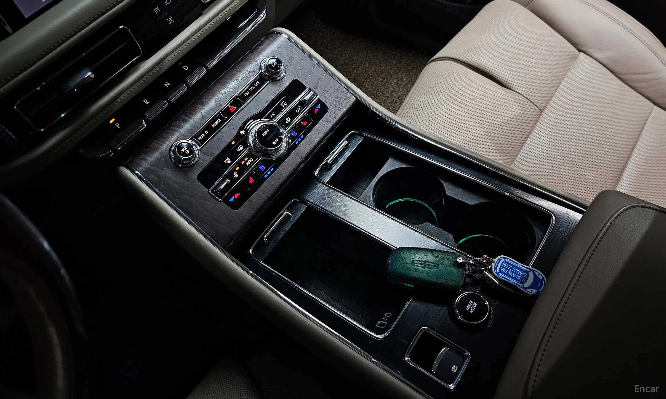Lincoln Aviator 2nd Generation превью 9
