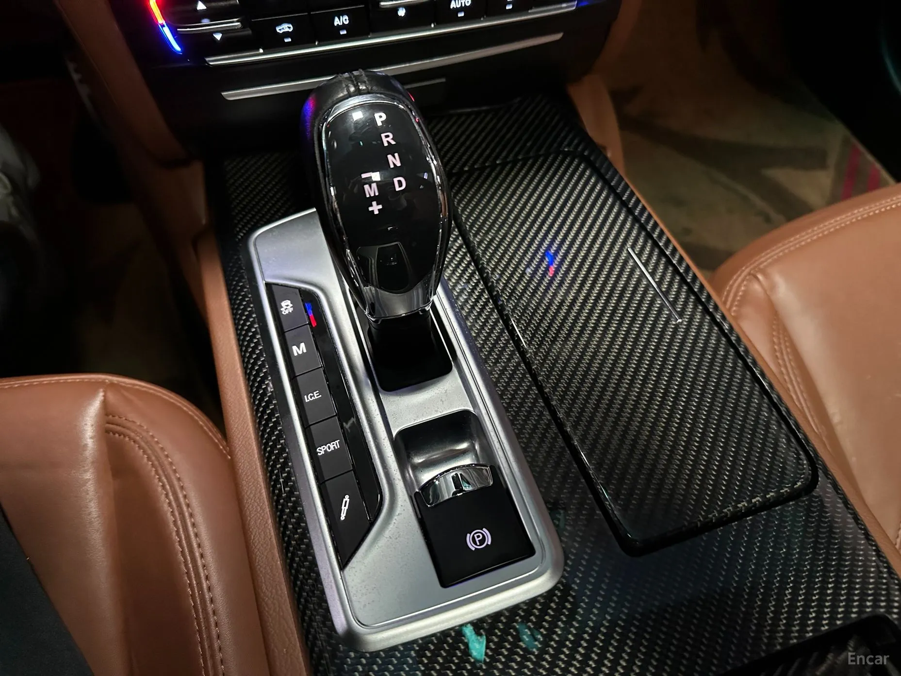 Maserati Quattroporte превью 12