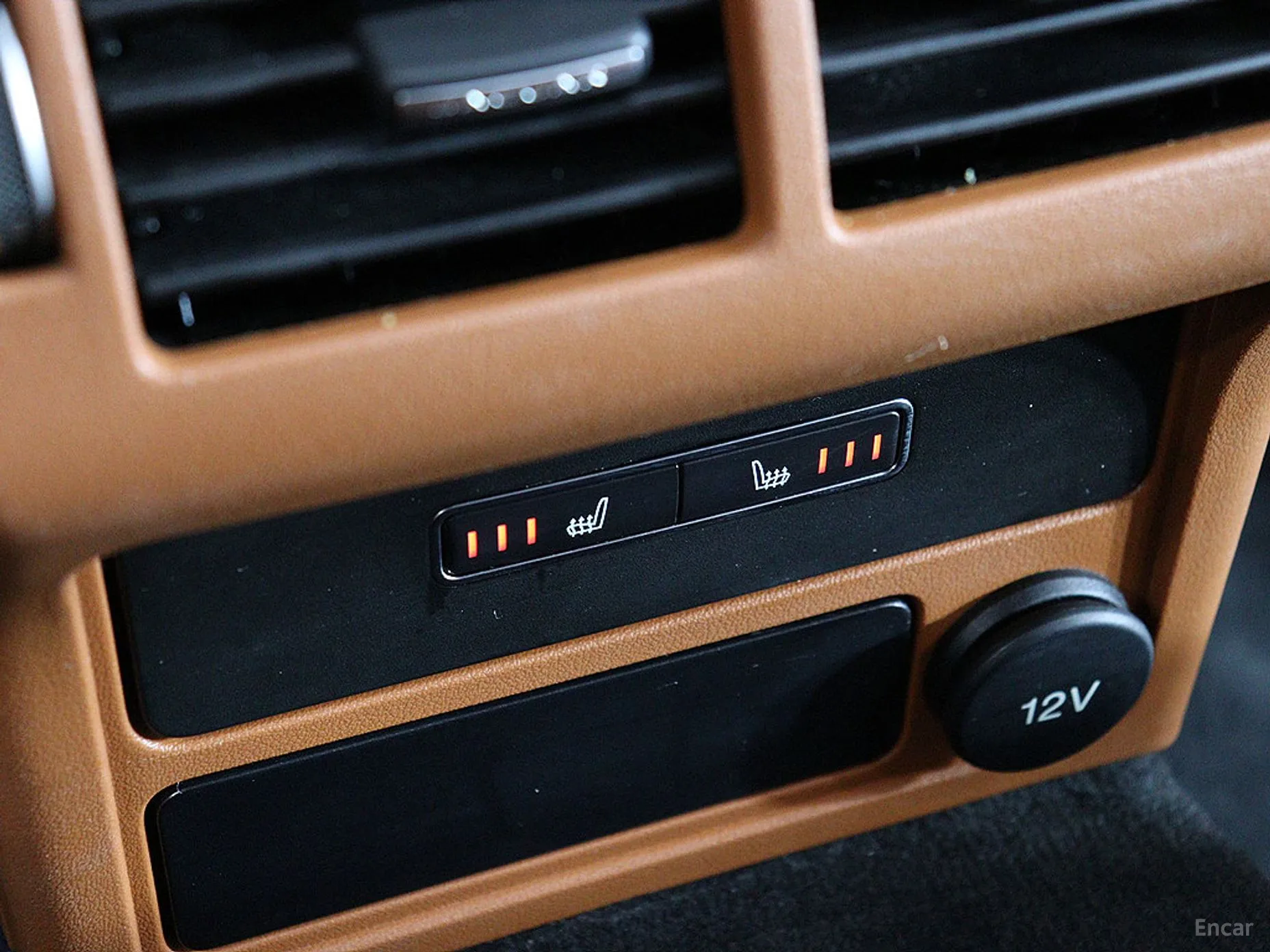 Jaguar XE превью 13