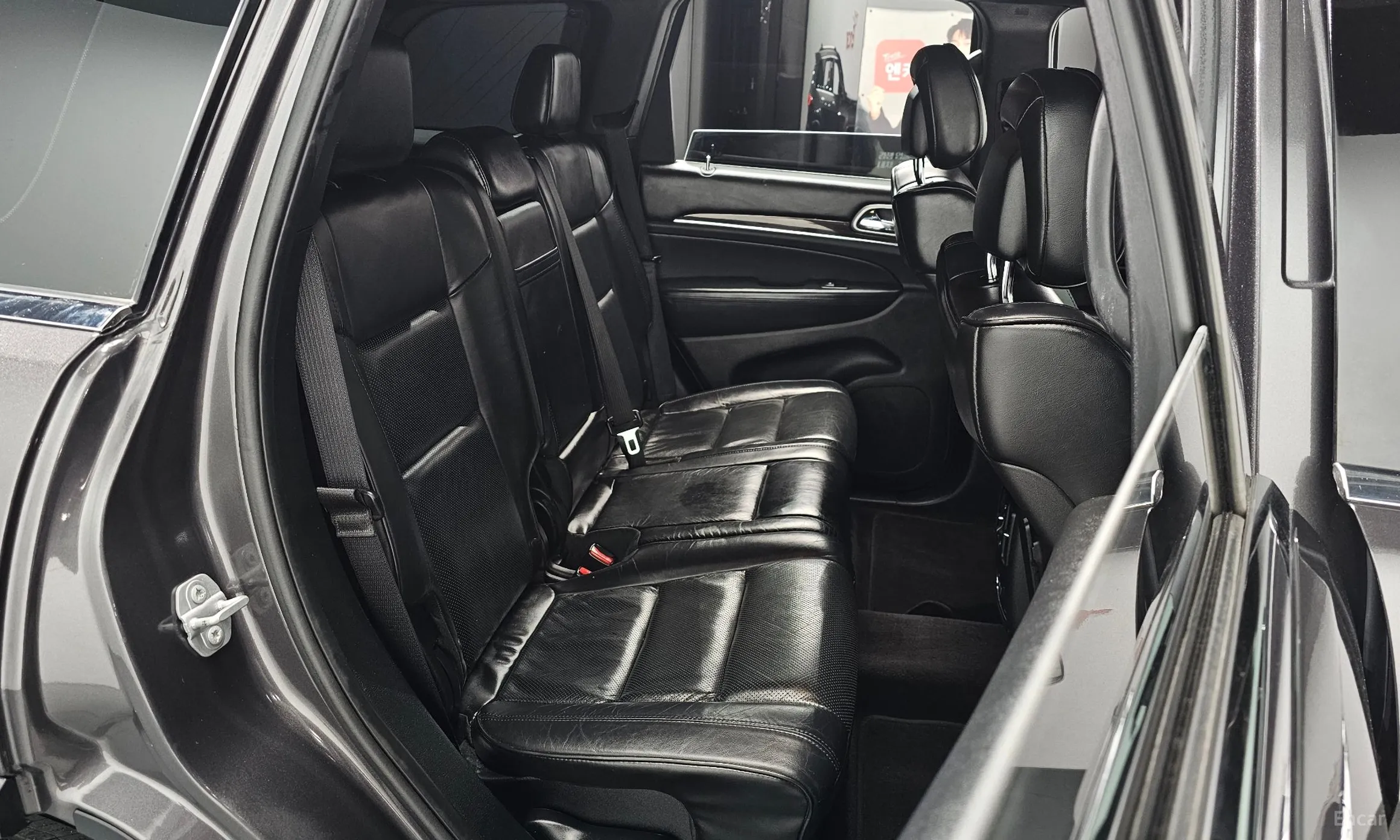 Jeep Grand Cherokee превью 12