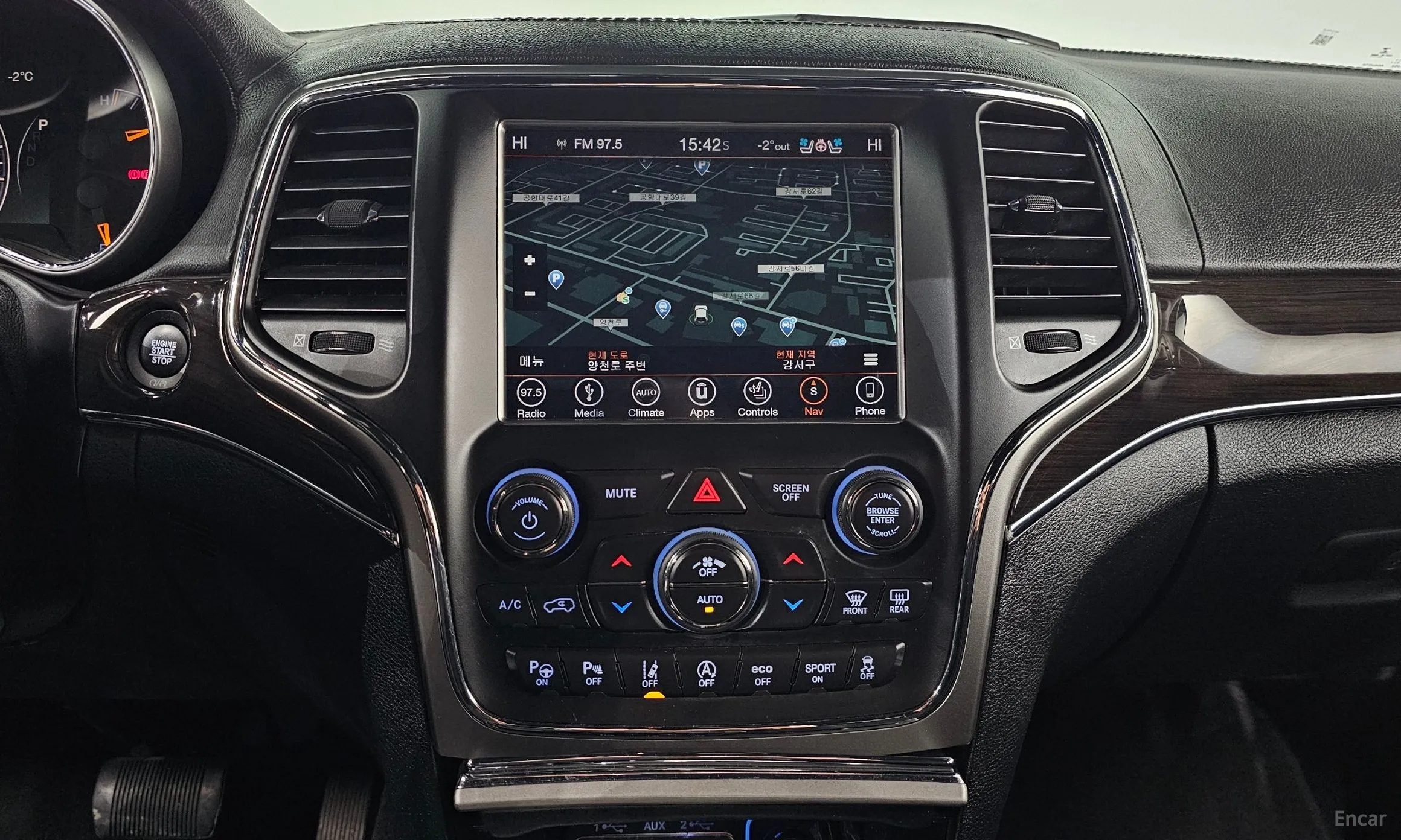 Jeep Grand Cherokee превью 14