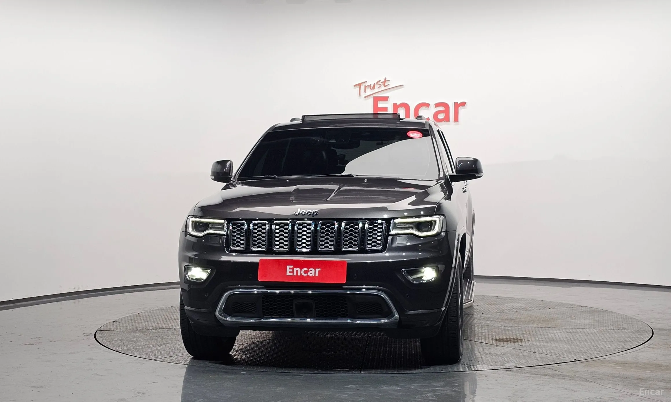 Jeep Grand Cherokee превью 3