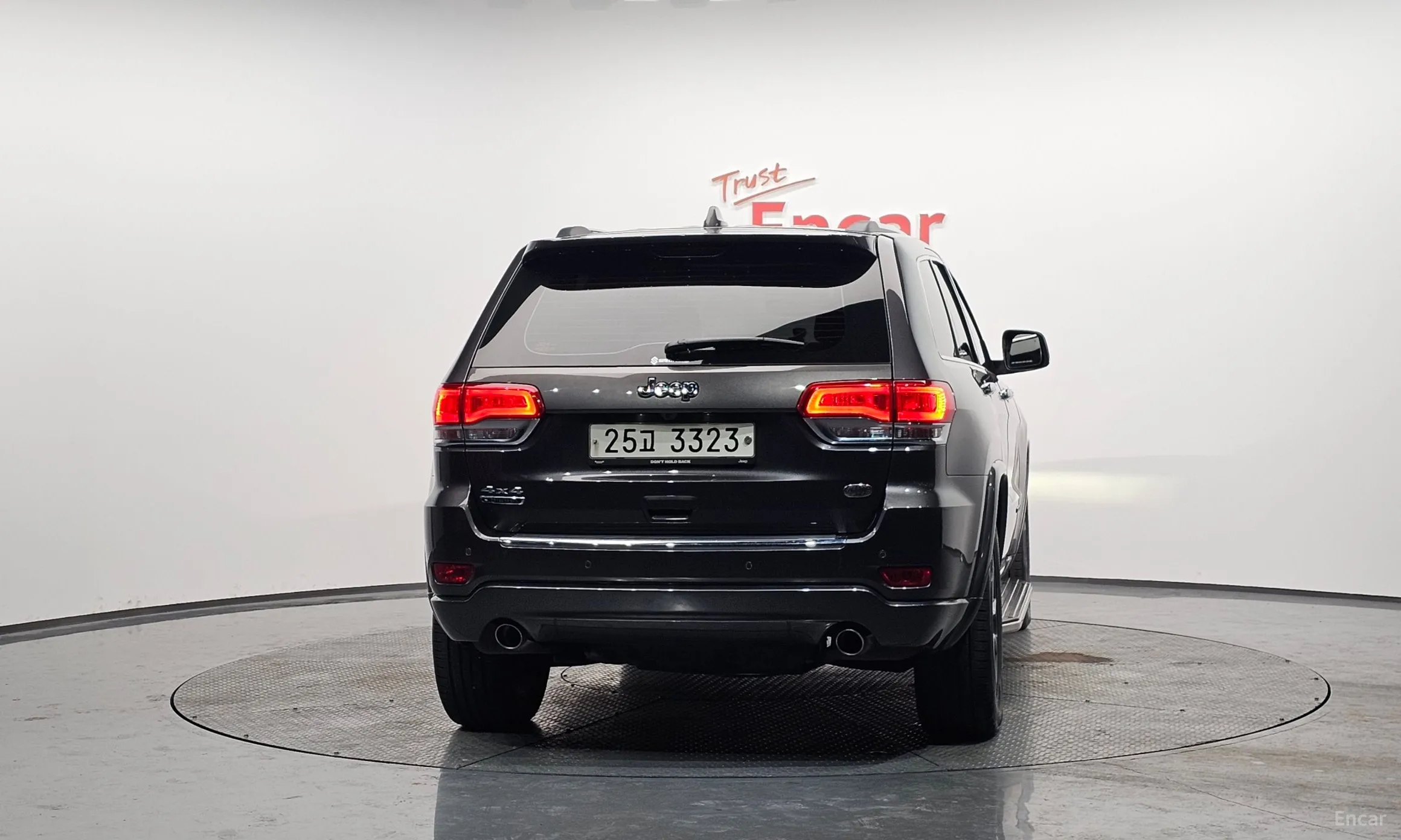 Jeep Grand Cherokee превью 4