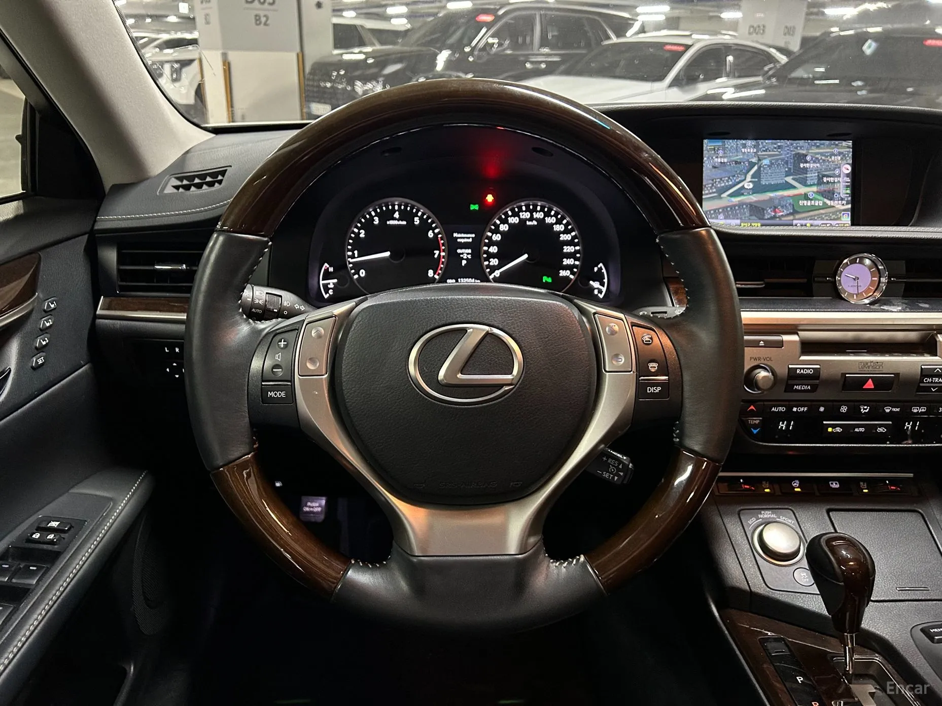 Lexus New ES350 превью 13